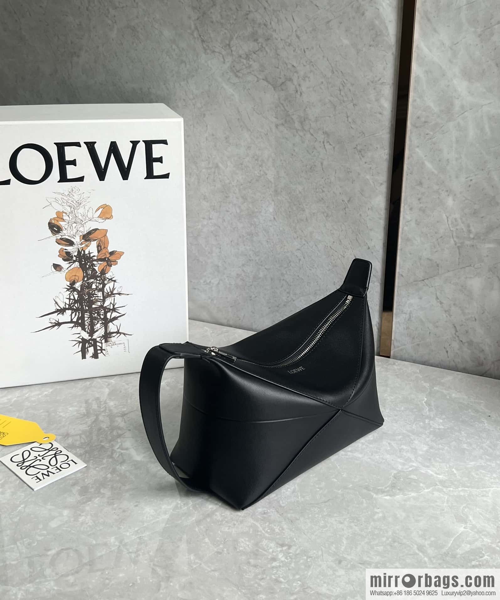 LOEWE latest puzzle.folding clutch bag 0697 black