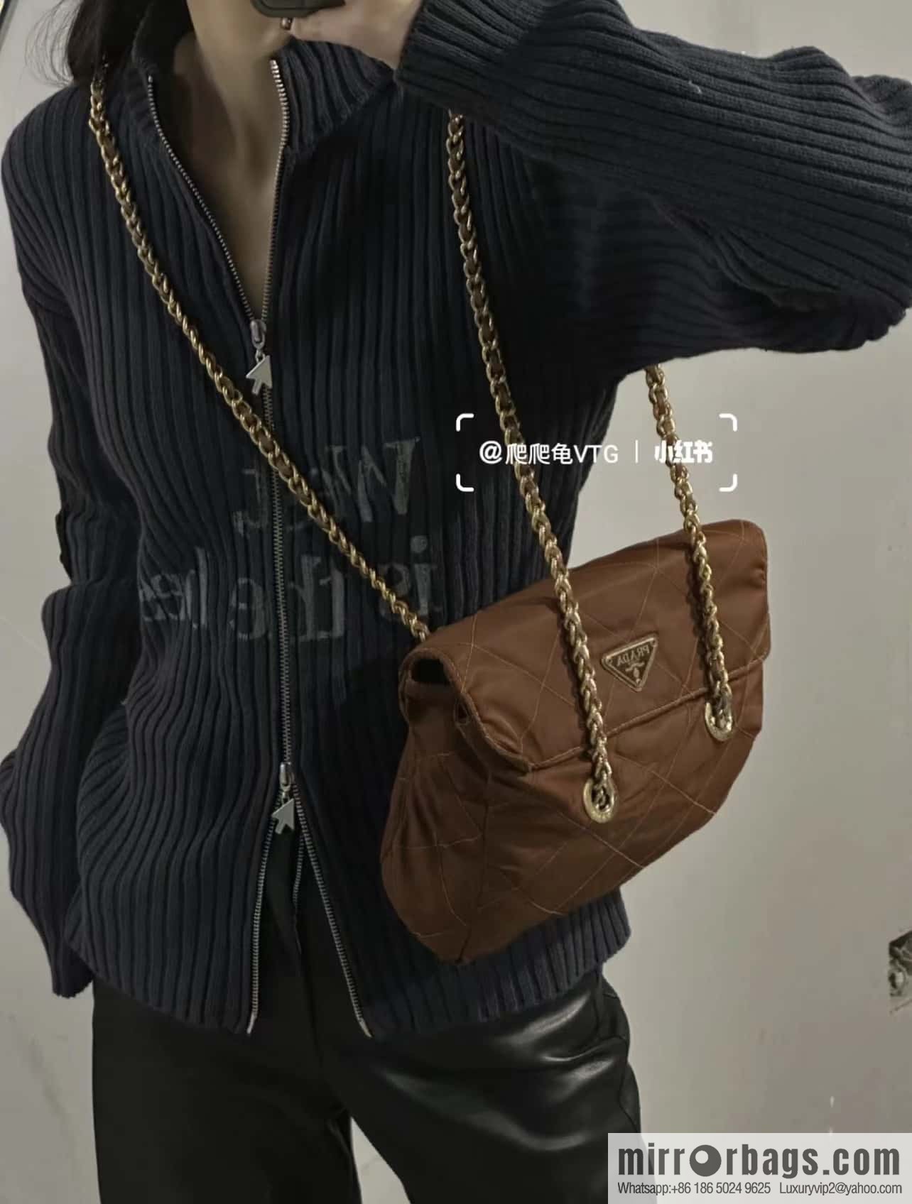 PRADA 🎉 medieval flip model 🎉 1BD620 new color