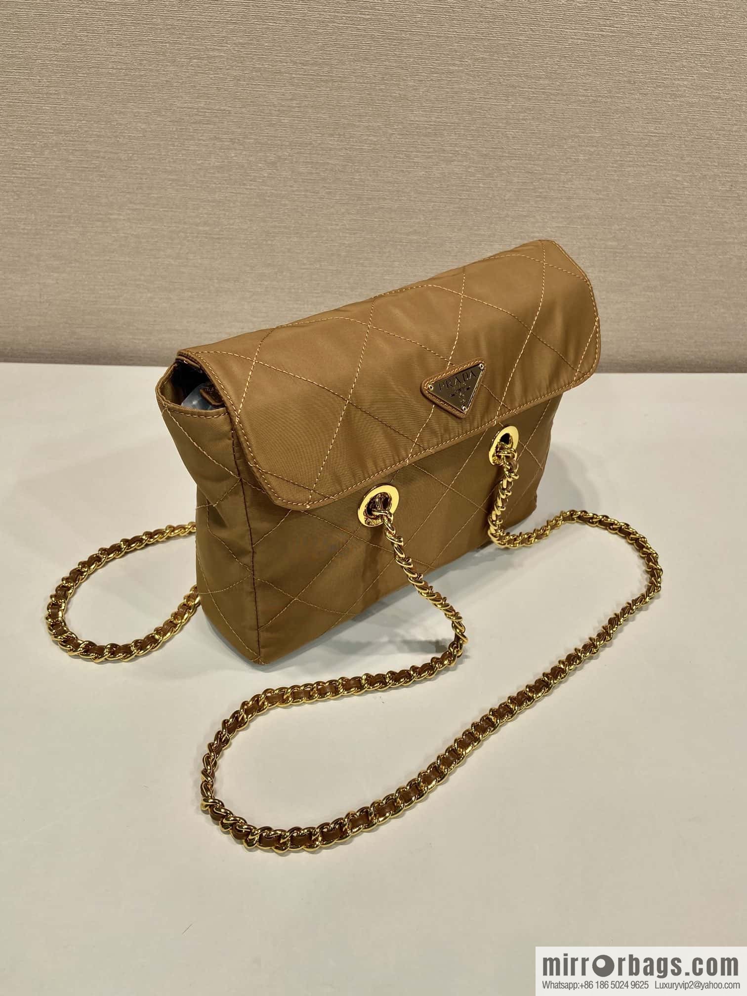 PRADA 🎉 medieval flip model 🎉 1BD620 new color