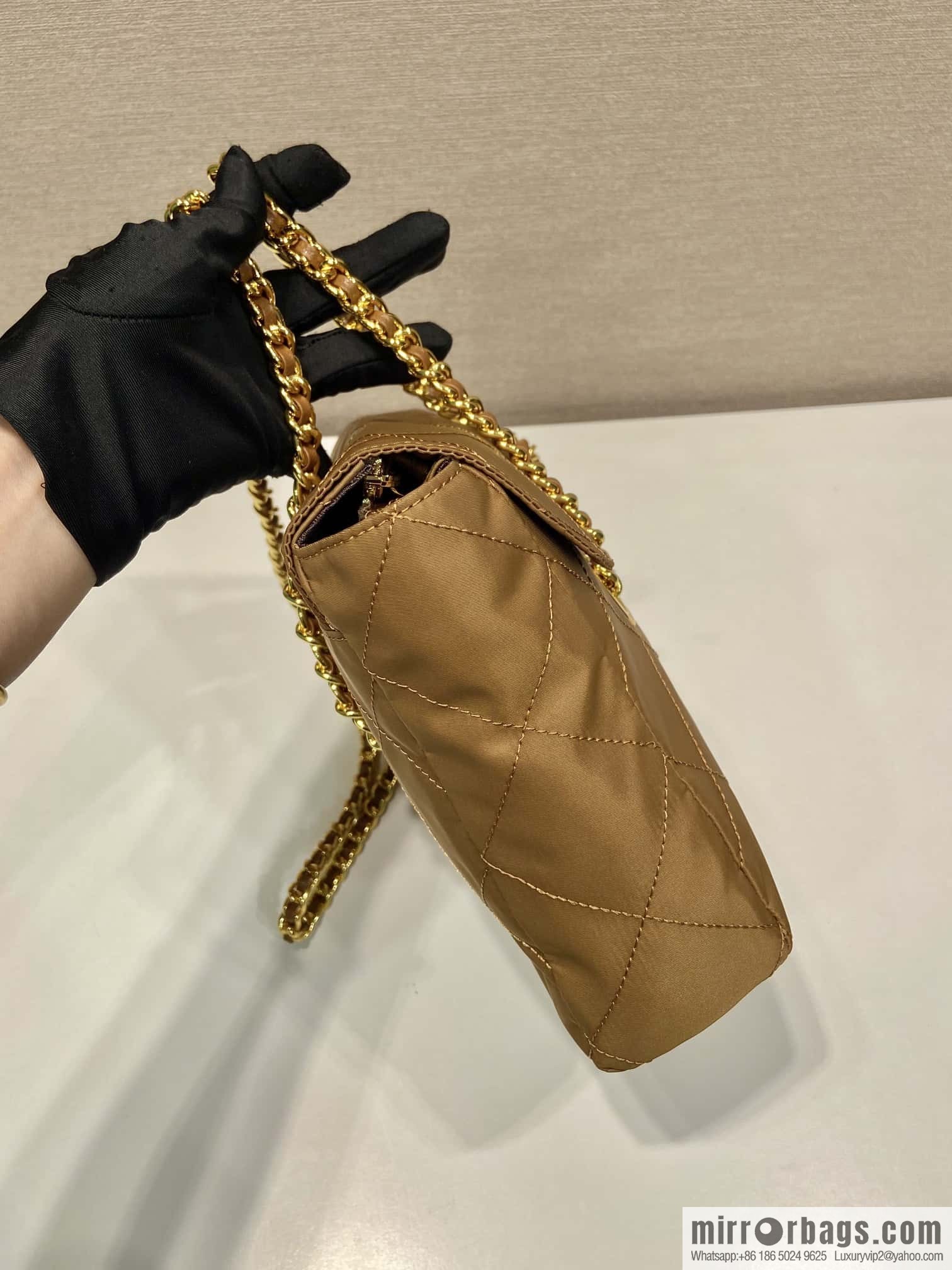 PRADA 🎉 medieval flip model 🎉 1BD620 new color