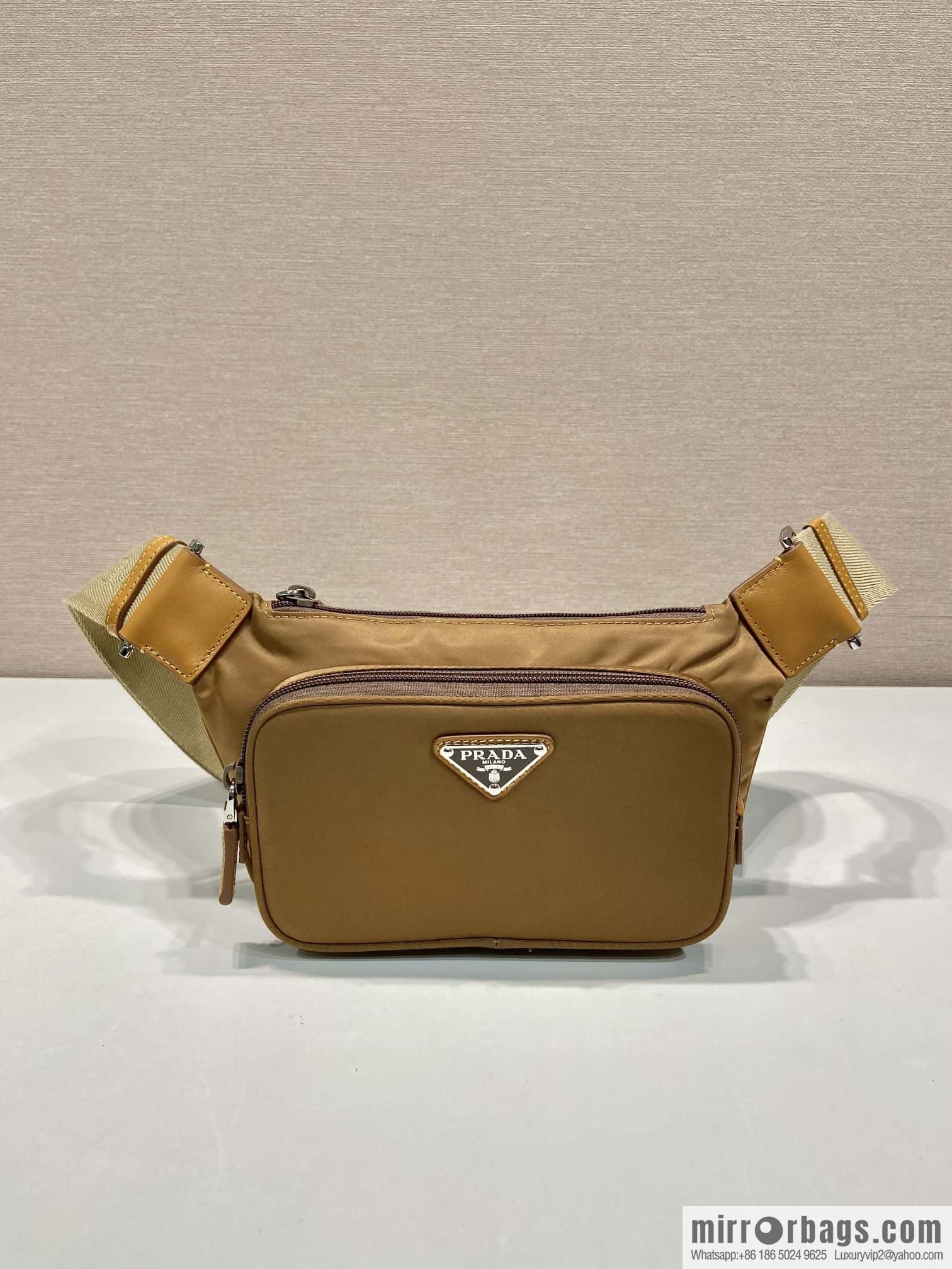 PRADA 🎉 new fanny pack 🎉 2VH128 new color