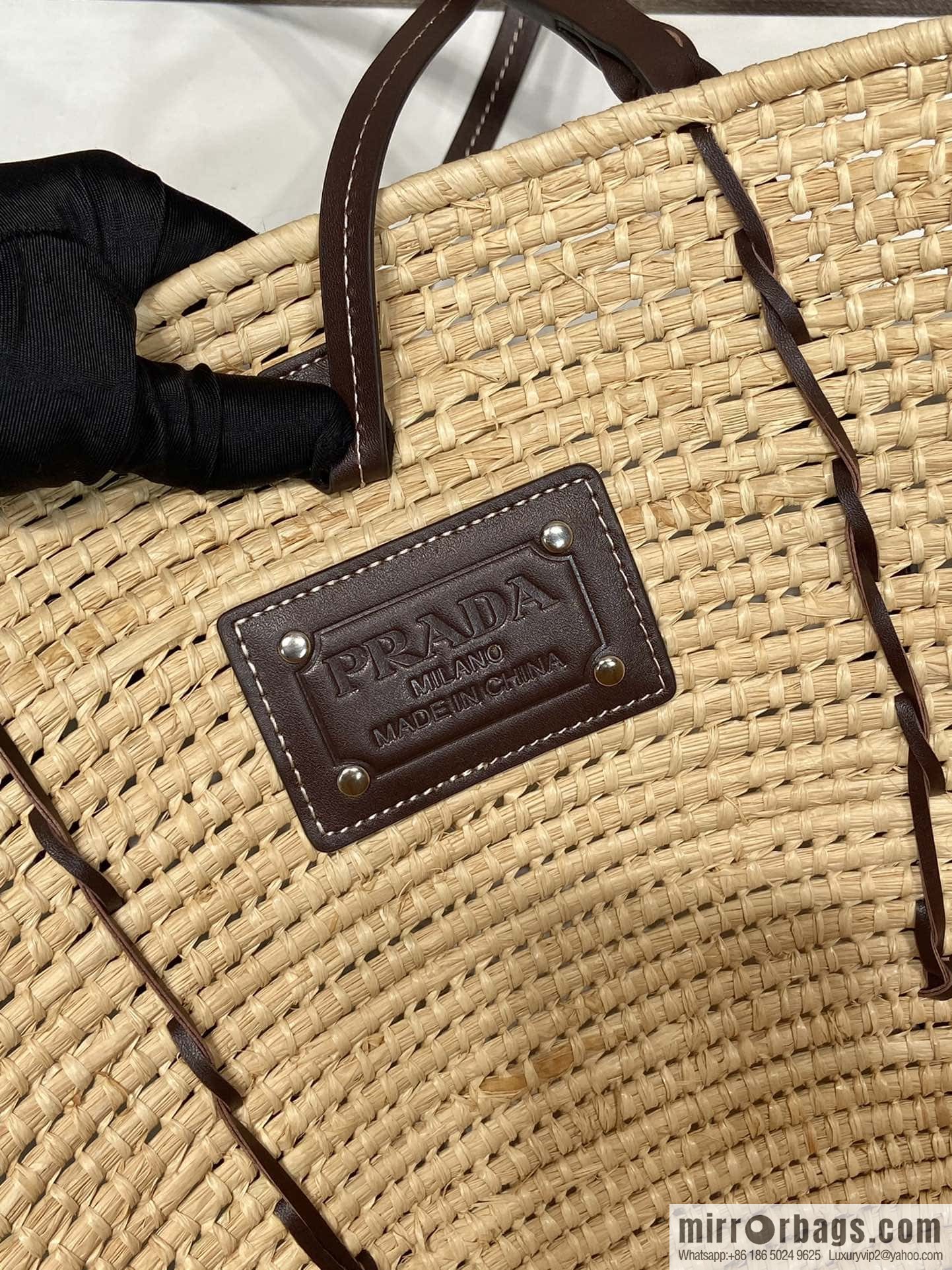 PRADA 🎉 popular vegetable basket 🎉 1BG312