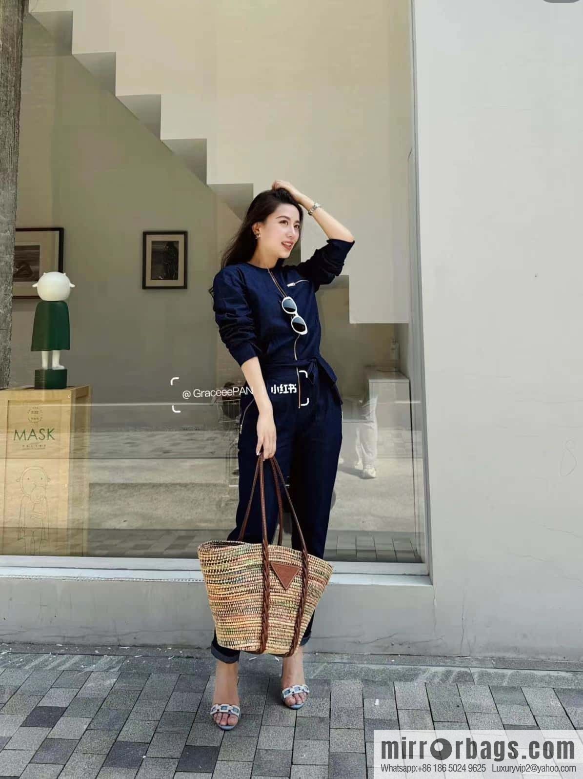 PRADA 🎉 popular vegetable basket 🎉 1BG312