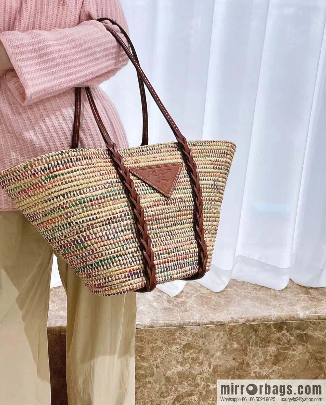 PRADA 🎉 popular vegetable basket 🎉 1BG312