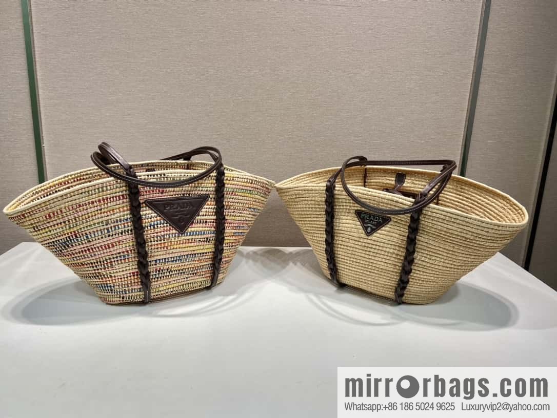 PRADA 🎉 popular vegetable basket 🎉 1BG312