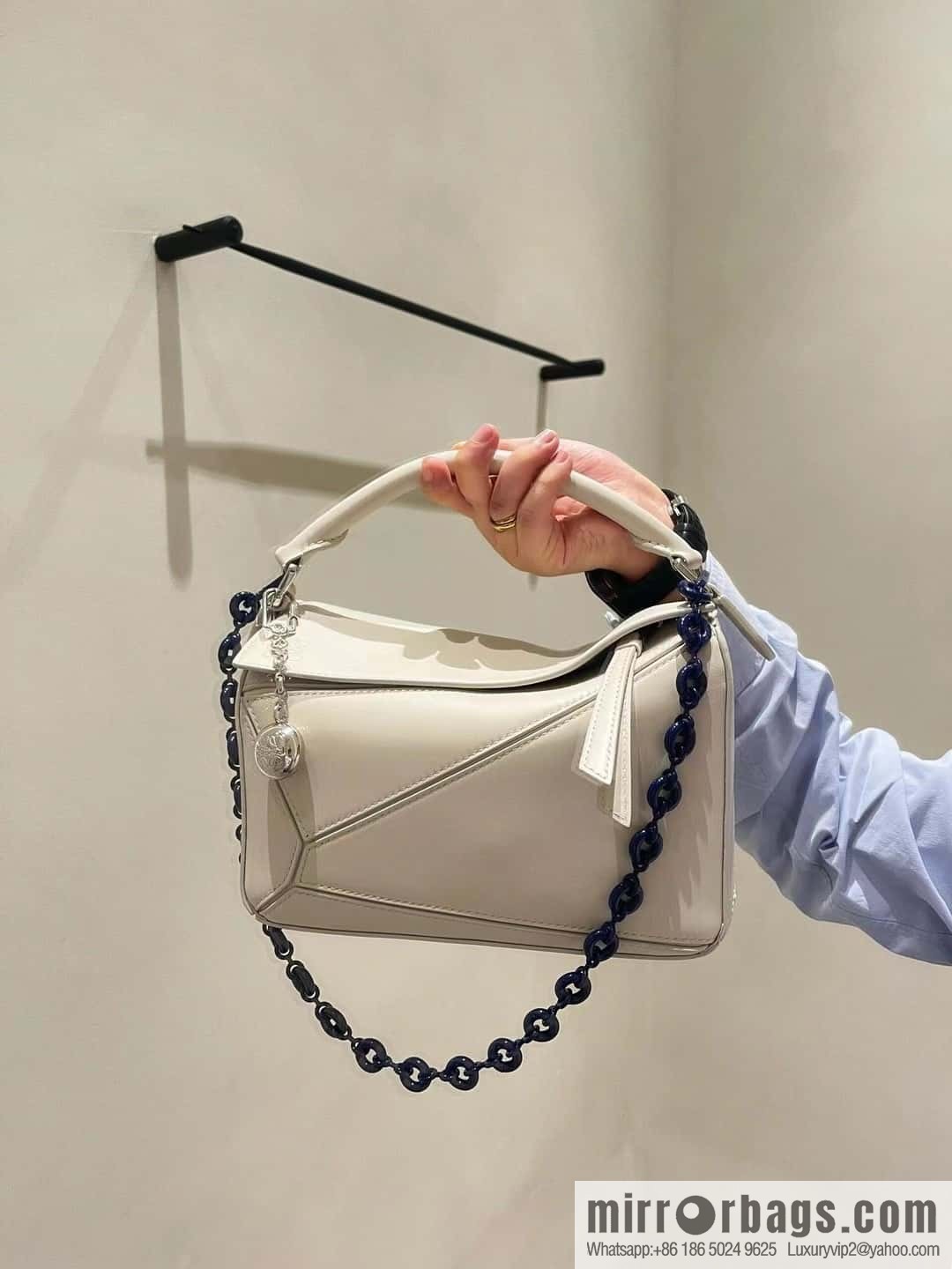 LOEWE satin leather ➕ Anagram embroidery shoulder strap geometric bag 0189 salt white 24CM