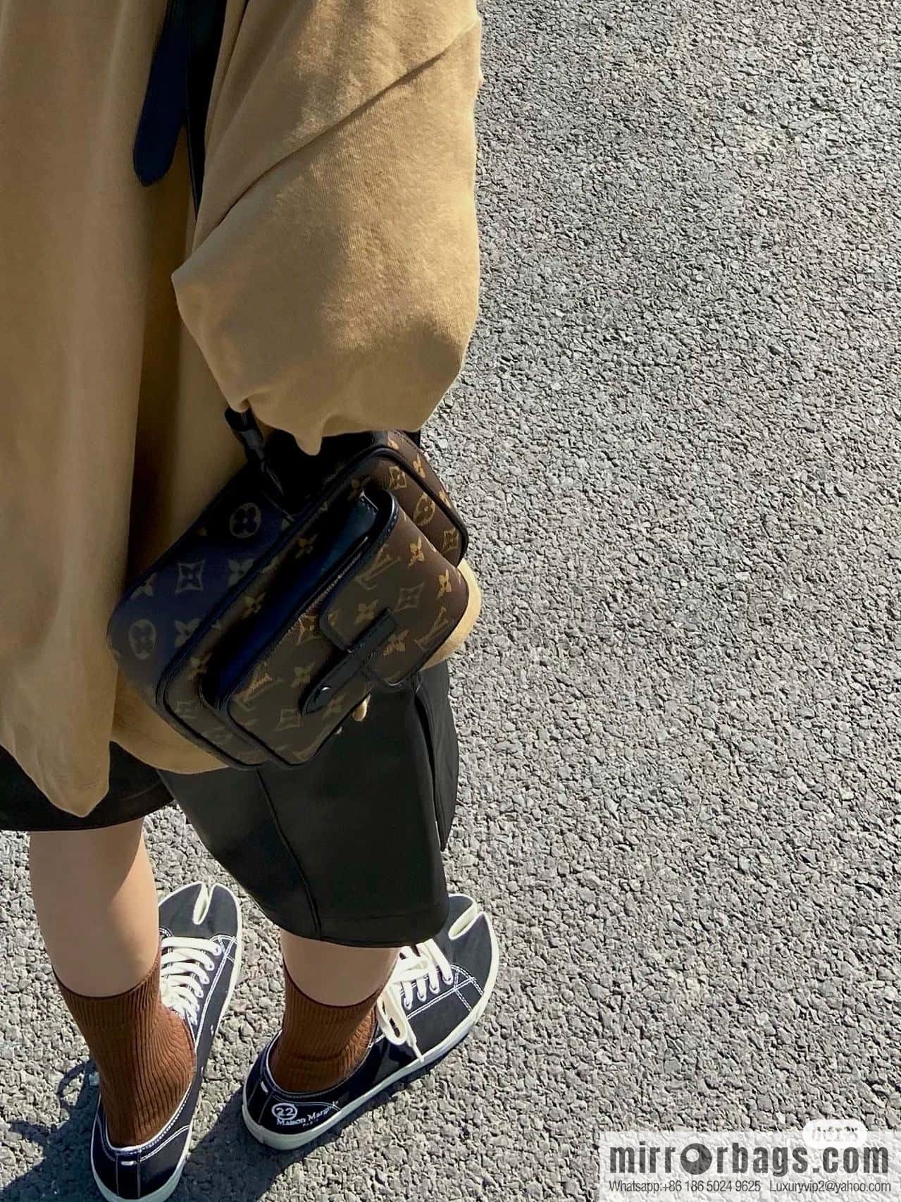 LV πππππππππππ Camera Bag Series #M69404