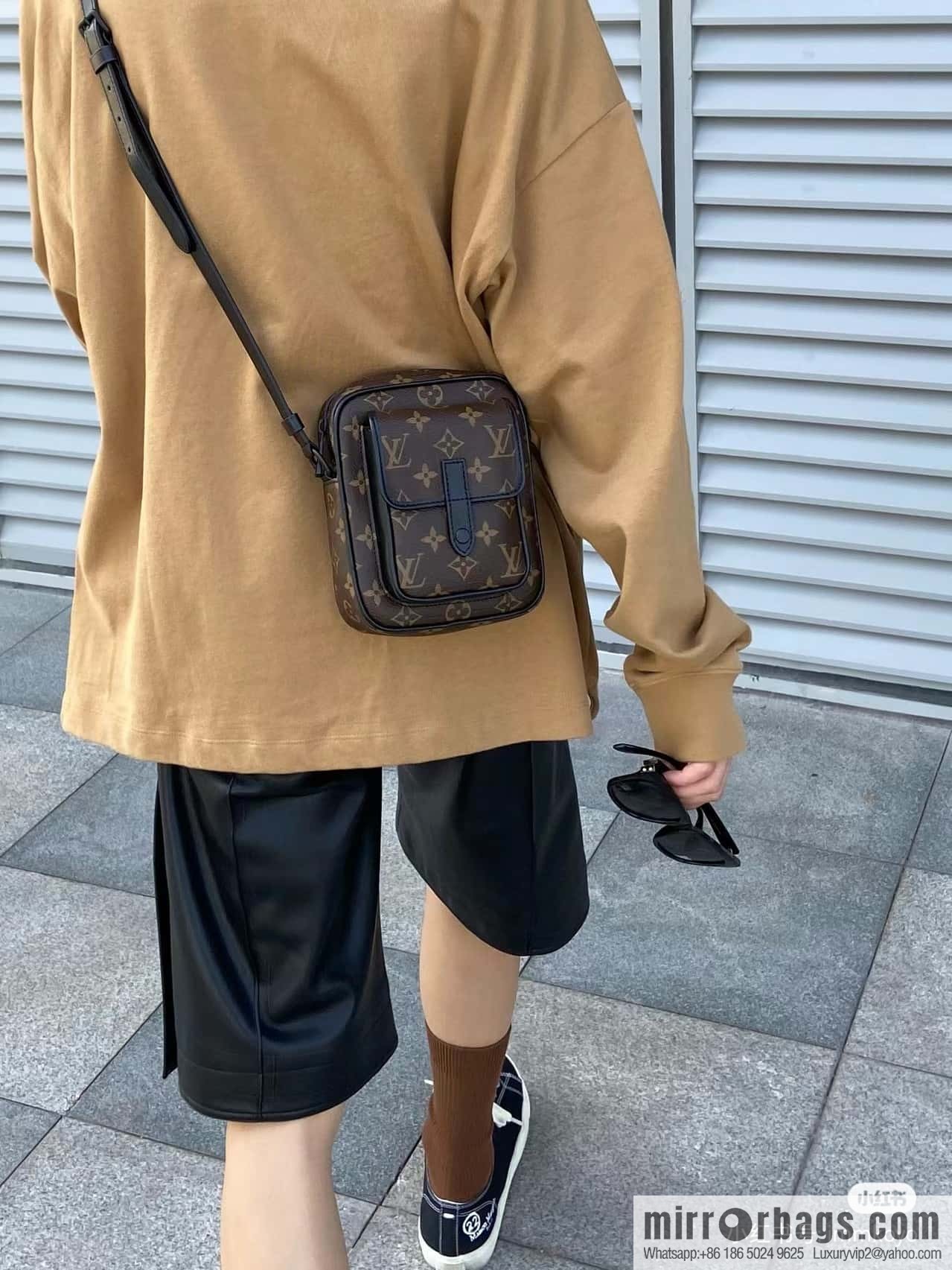 LV πππππππππππ Camera Bag Series #M69404