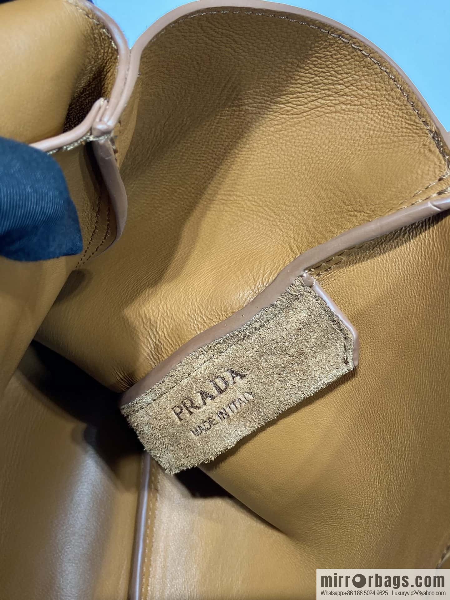 PRADA 🎉 frosted leather vegetable basket 🎉🎉 1BG335 large new bucket bag✨