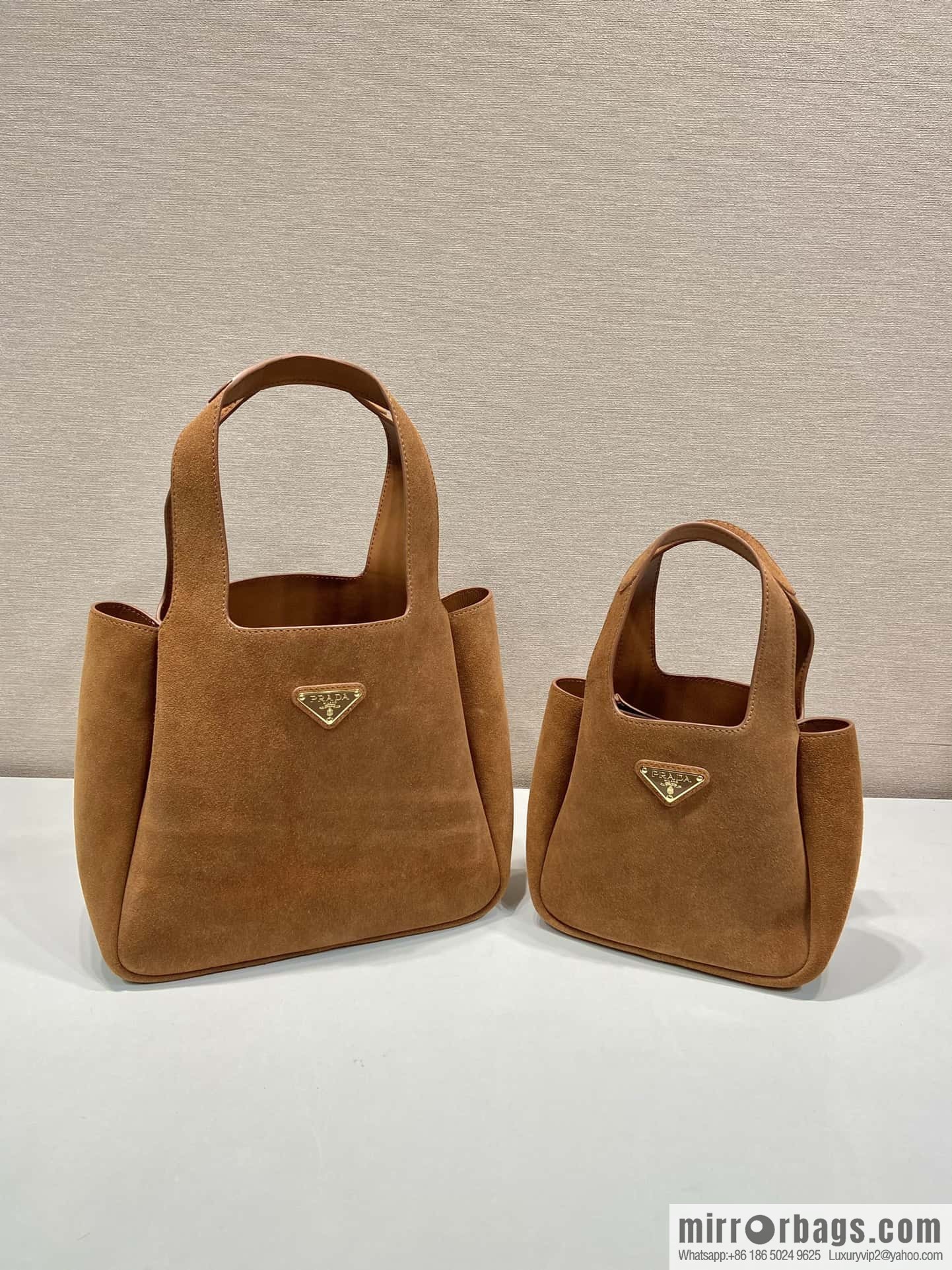 PRADA 🎉 mini basket 🎉 1BA349 frosted leather