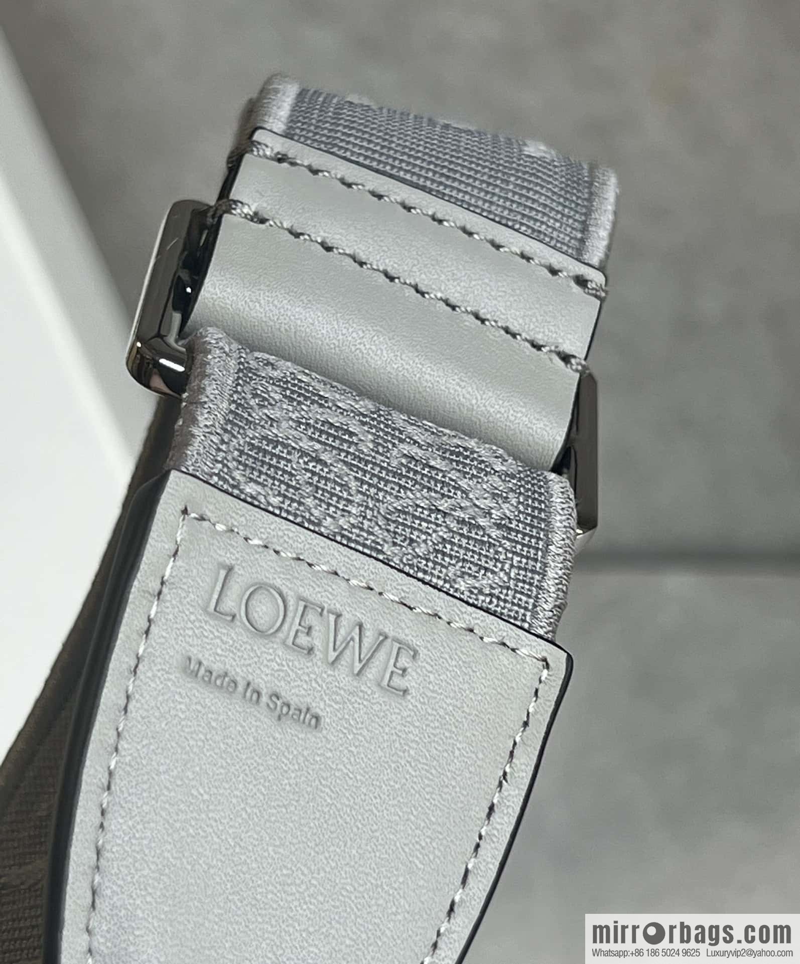 LOEWE letter wide shoulder strap saddle bag MiniGateDual handbag 0672