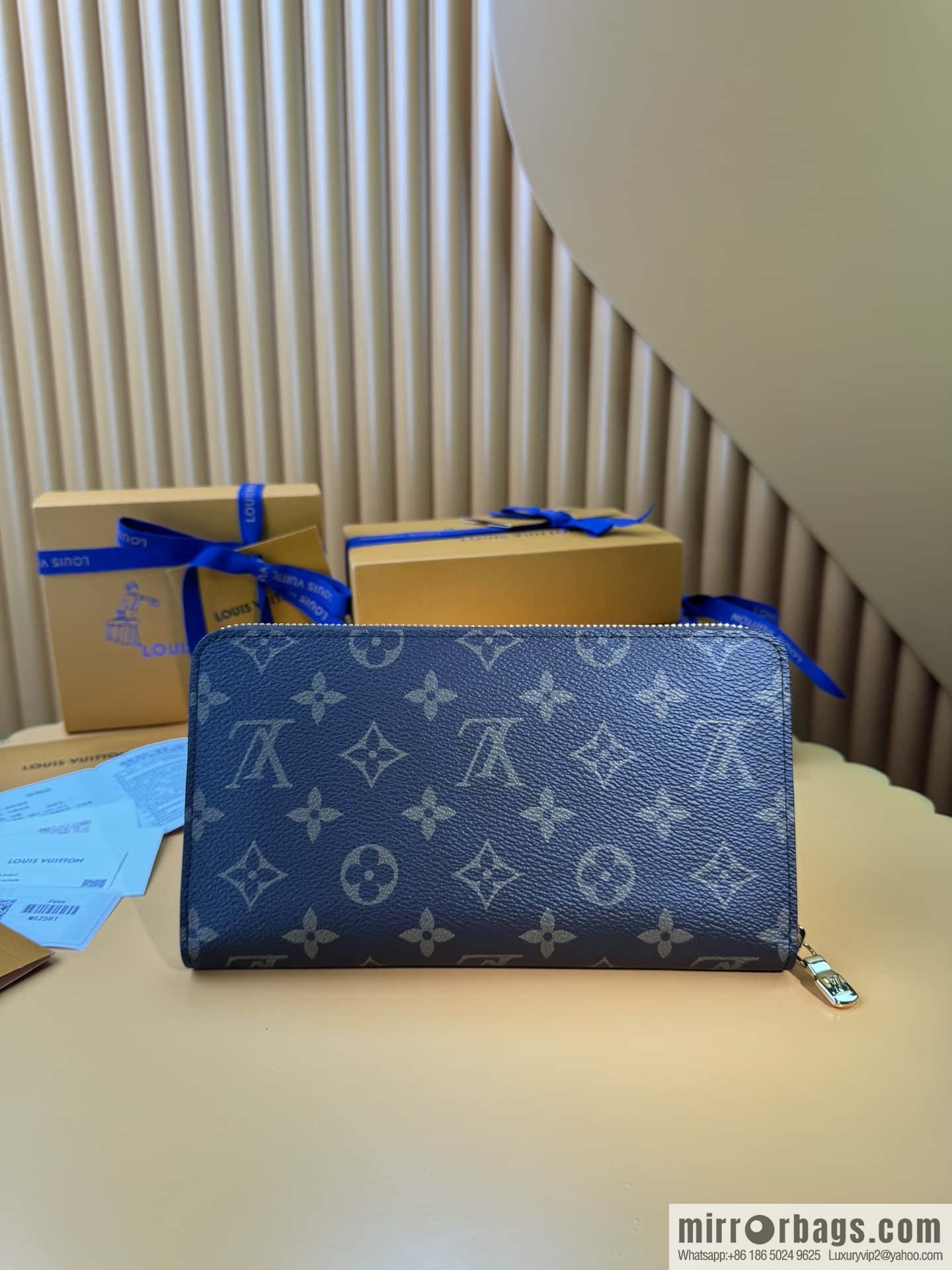 LV ZIPPY ORGANIZER zipper M62581 Premium