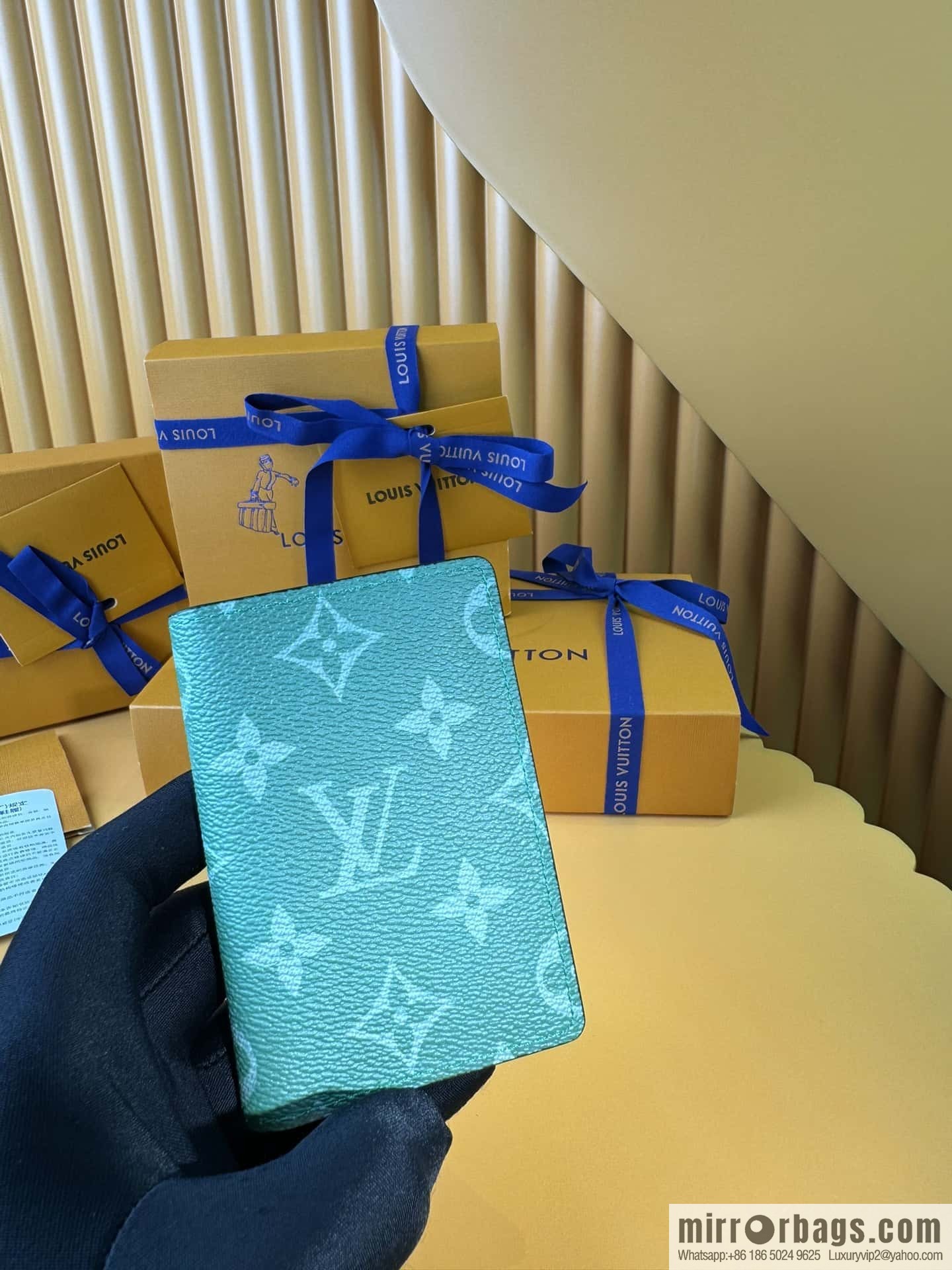 LV Pocket Wallet M83101 Premium