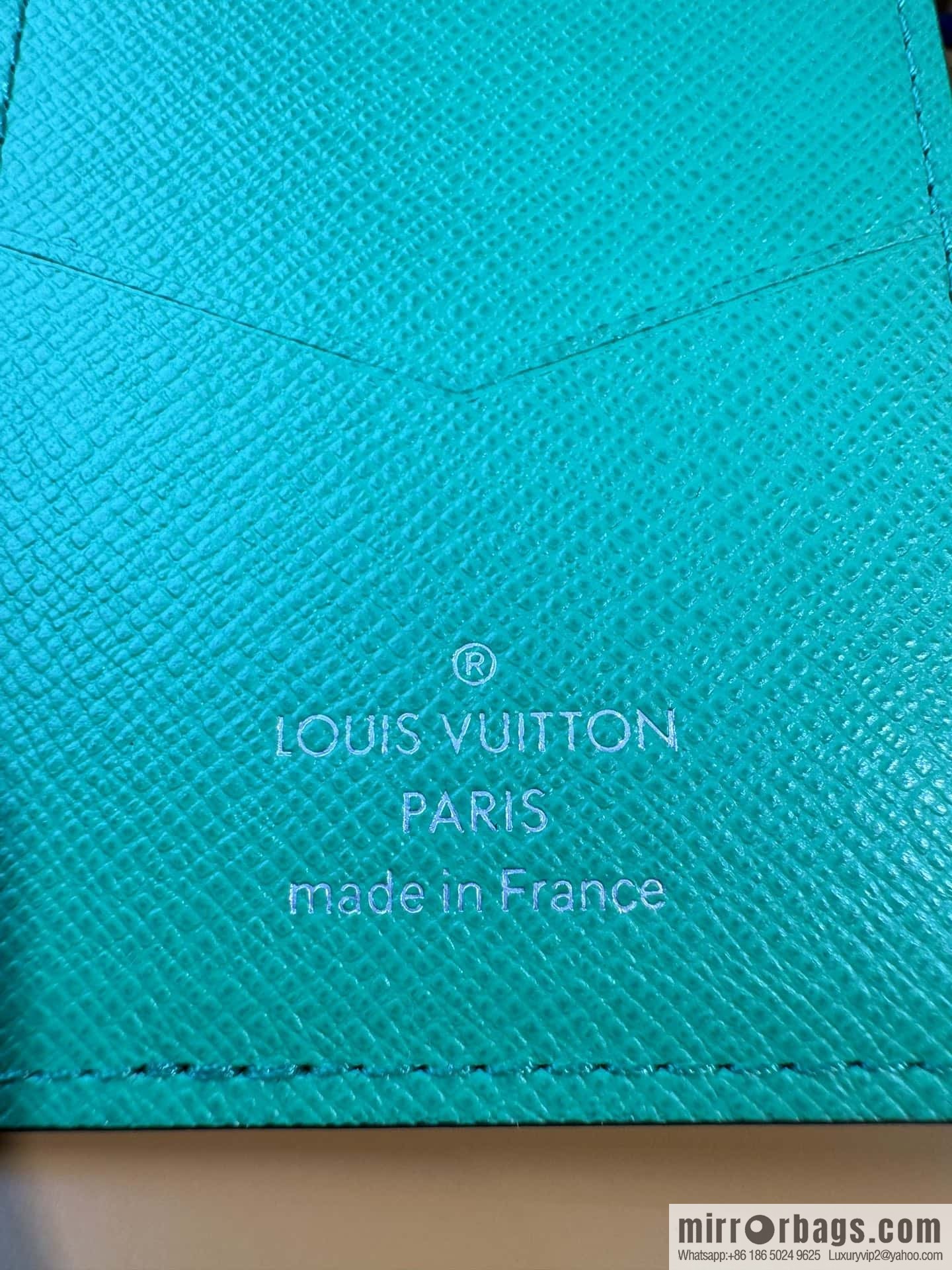 LV Pocket Wallet M83101 Premium
