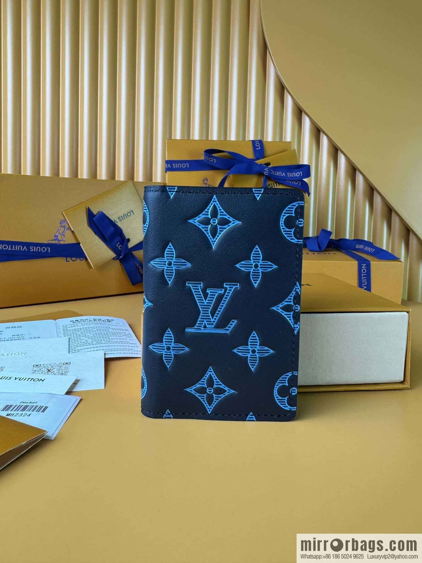 LV Pocket Wallet M82324 Premium