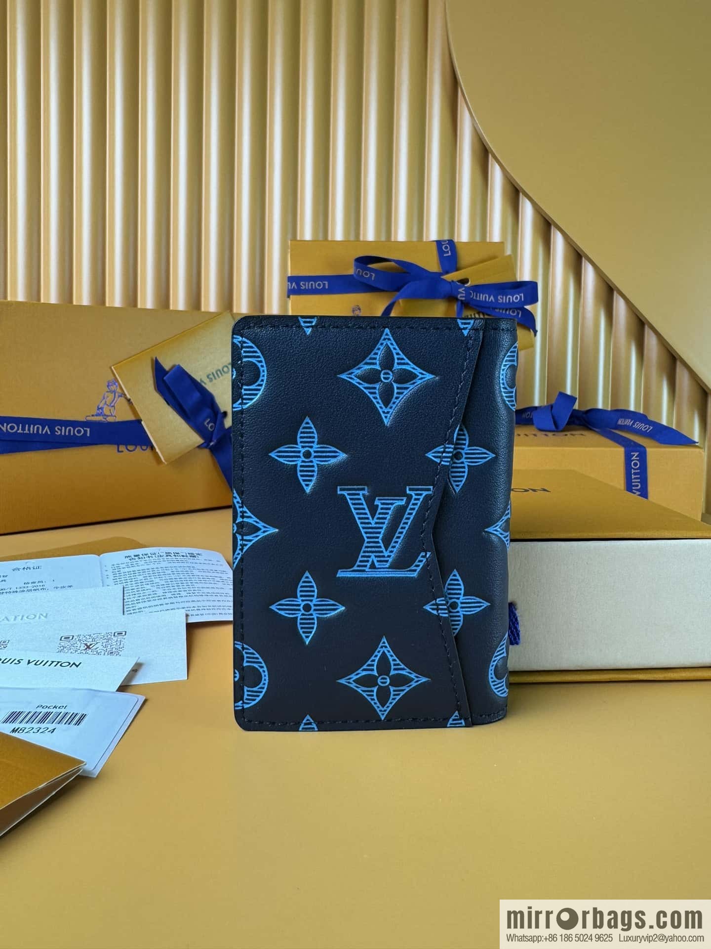LV Pocket Wallet M82324 Premium