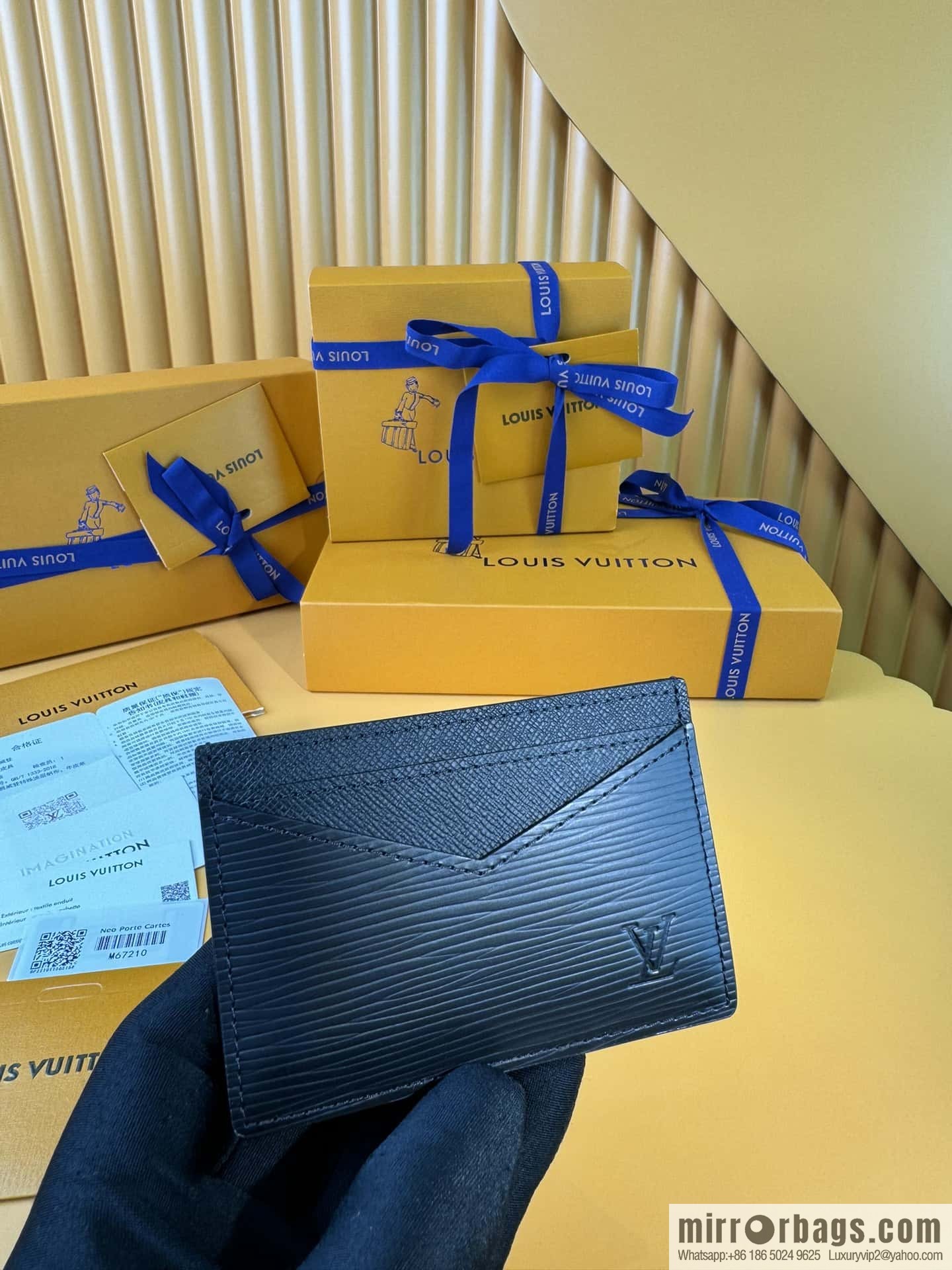 LV Neo Card Holder M67210 Premium