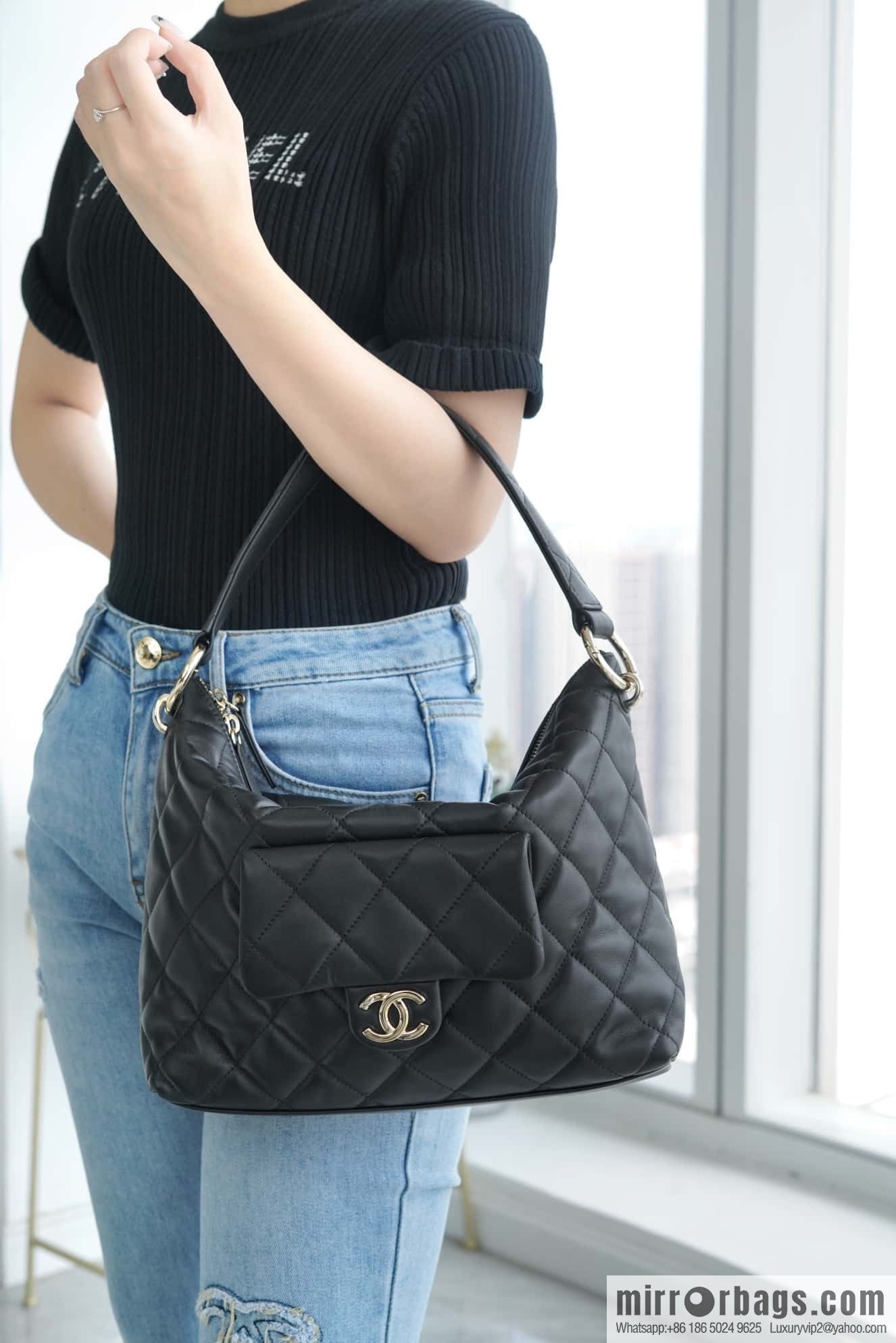 CHANEL B autumn and winter new armpit dumpling bag AS4347