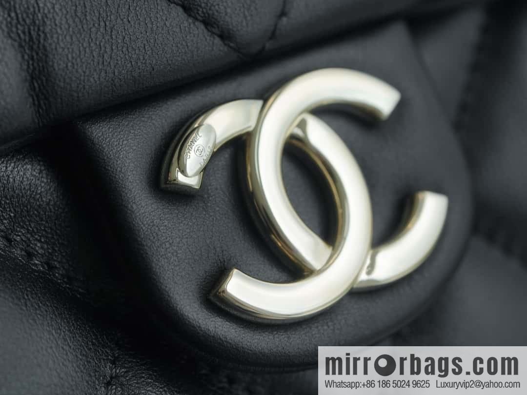 CHANEL B autumn and winter new armpit dumpling bag AS4347