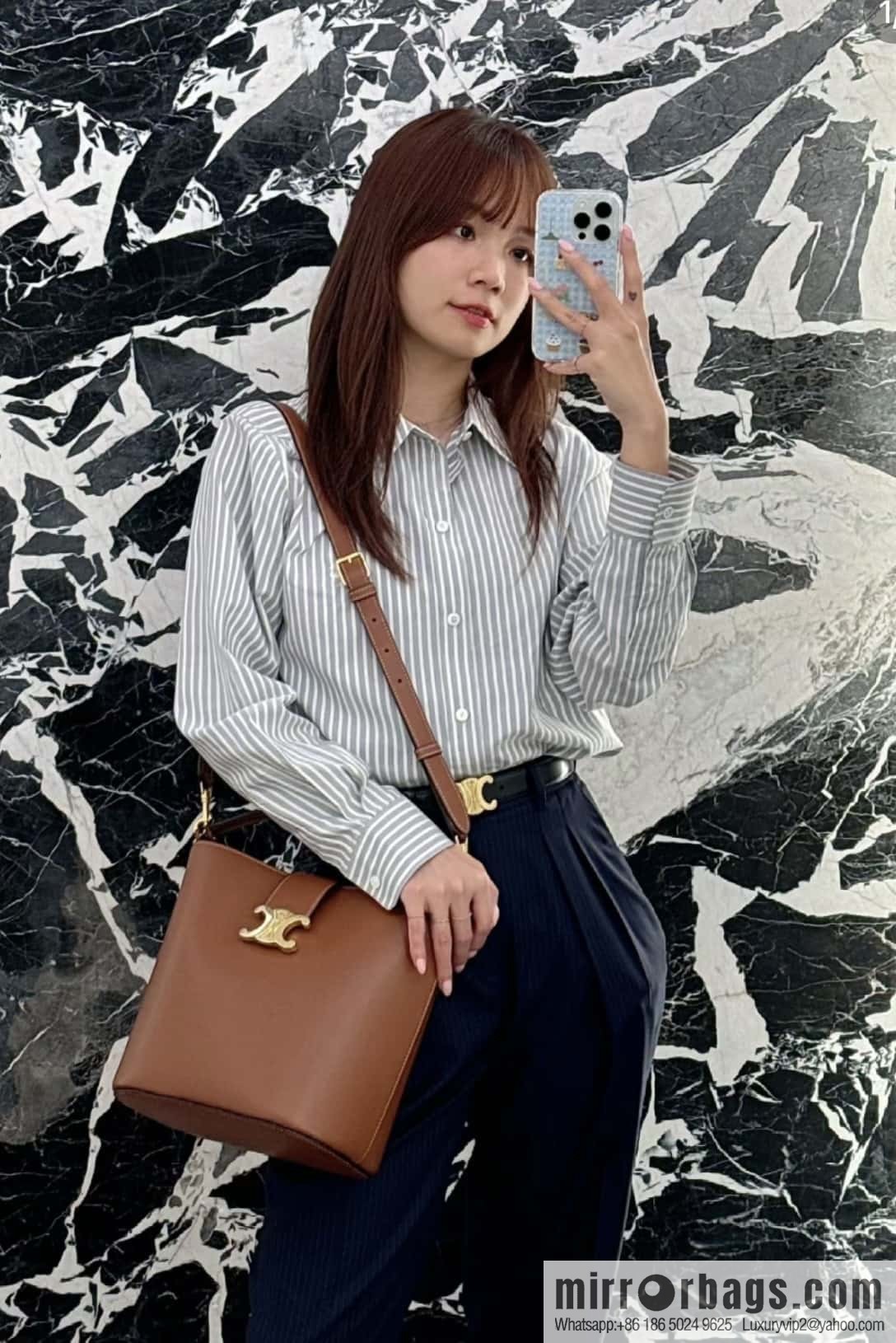 CELINE LOUISE Medium smooth cow leather (fabric) handbag 116613