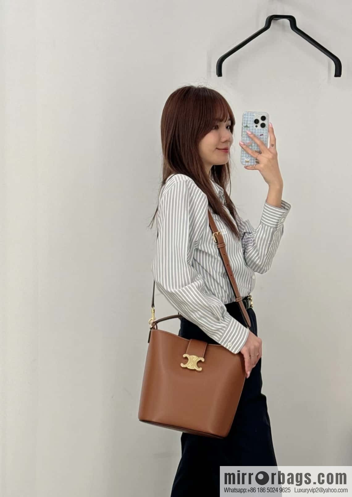 CELINE LOUISE Medium smooth cow leather (fabric) handbag 116613