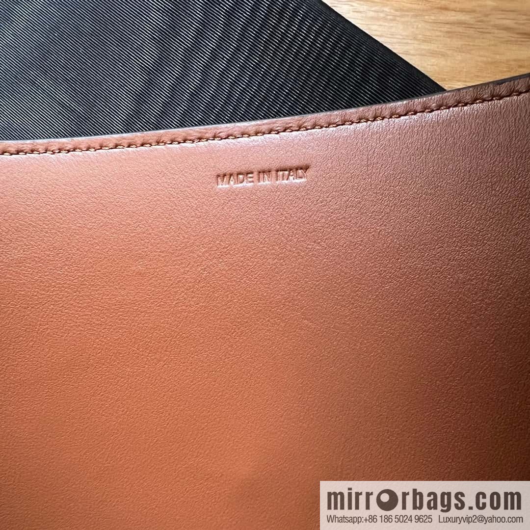 CELINE LOUISE Medium smooth cow leather (fabric) handbag 116613