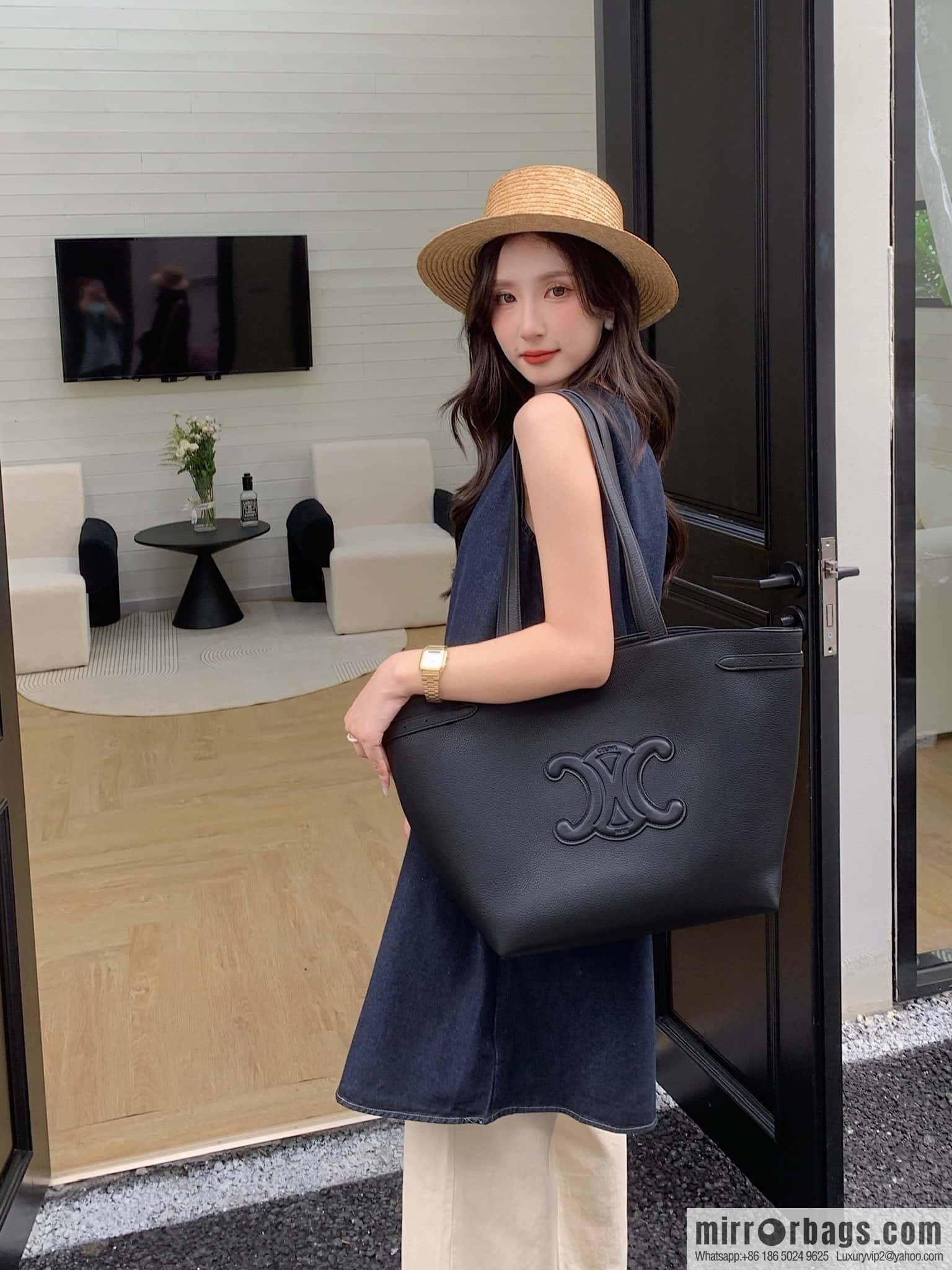 CELINE CABAS ANAIS grain cattle leather (fabric) handbag 116853 black