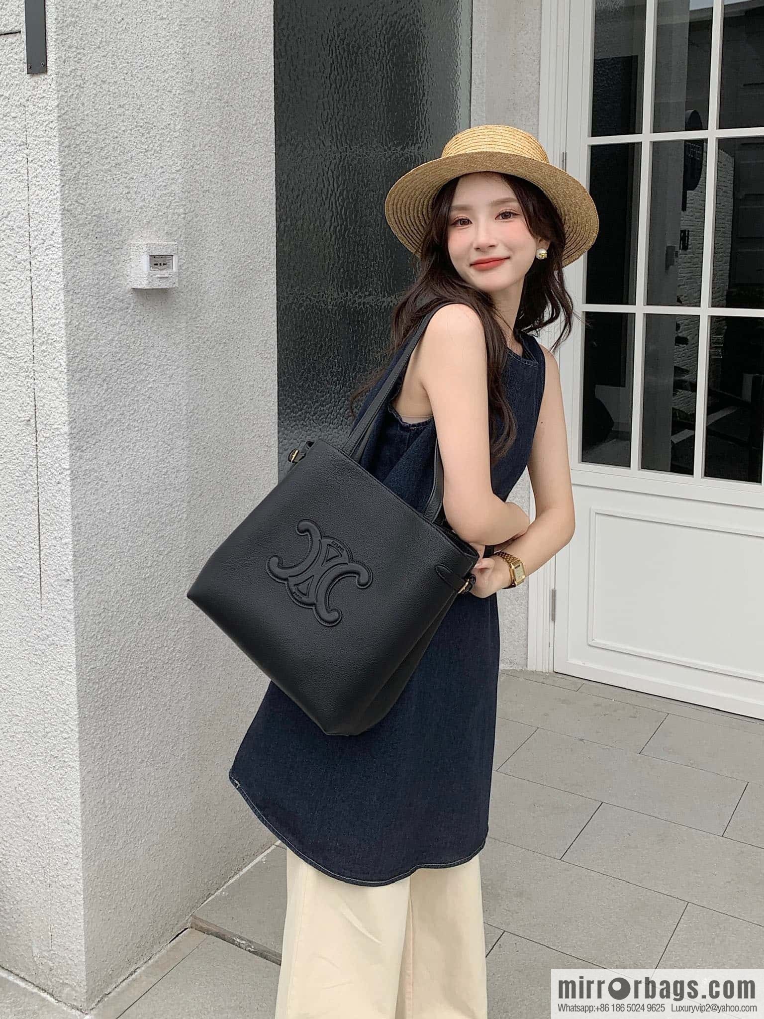 CELINE CABAS ANAIS grain cattle leather (fabric) handbag 116853 black