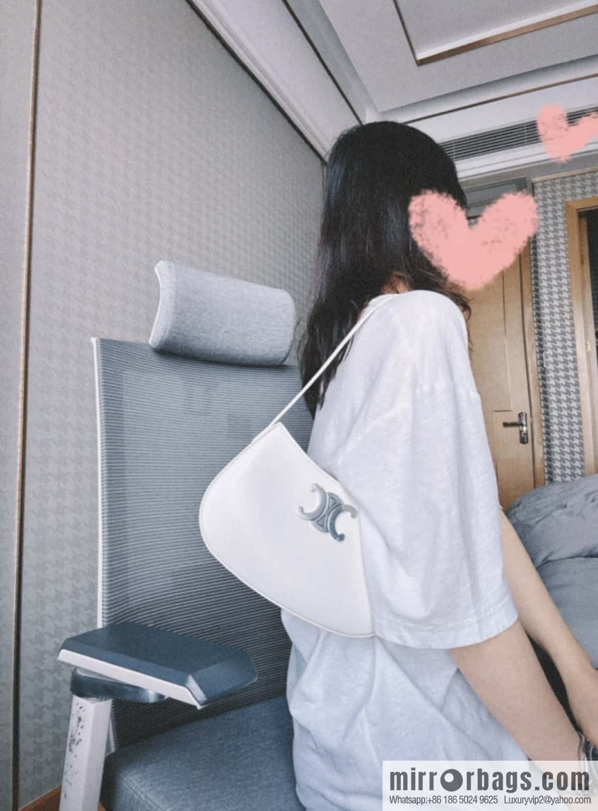 CELINE TILI Medium glossy cow leather (fabric) handbag 115703 white