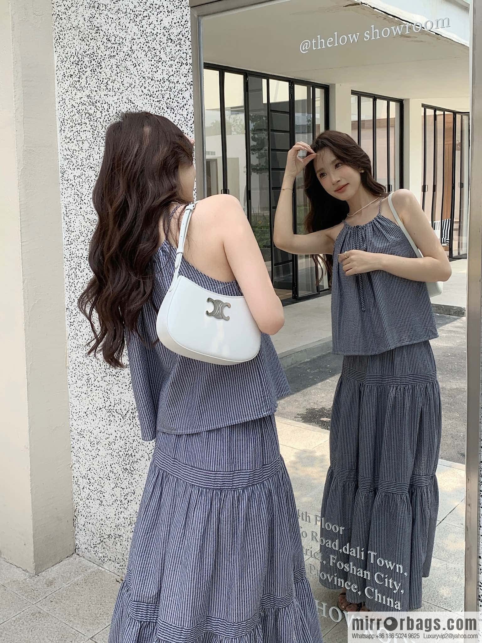 CELINE TILI Medium glossy cow leather (fabric) handbag 115703 white