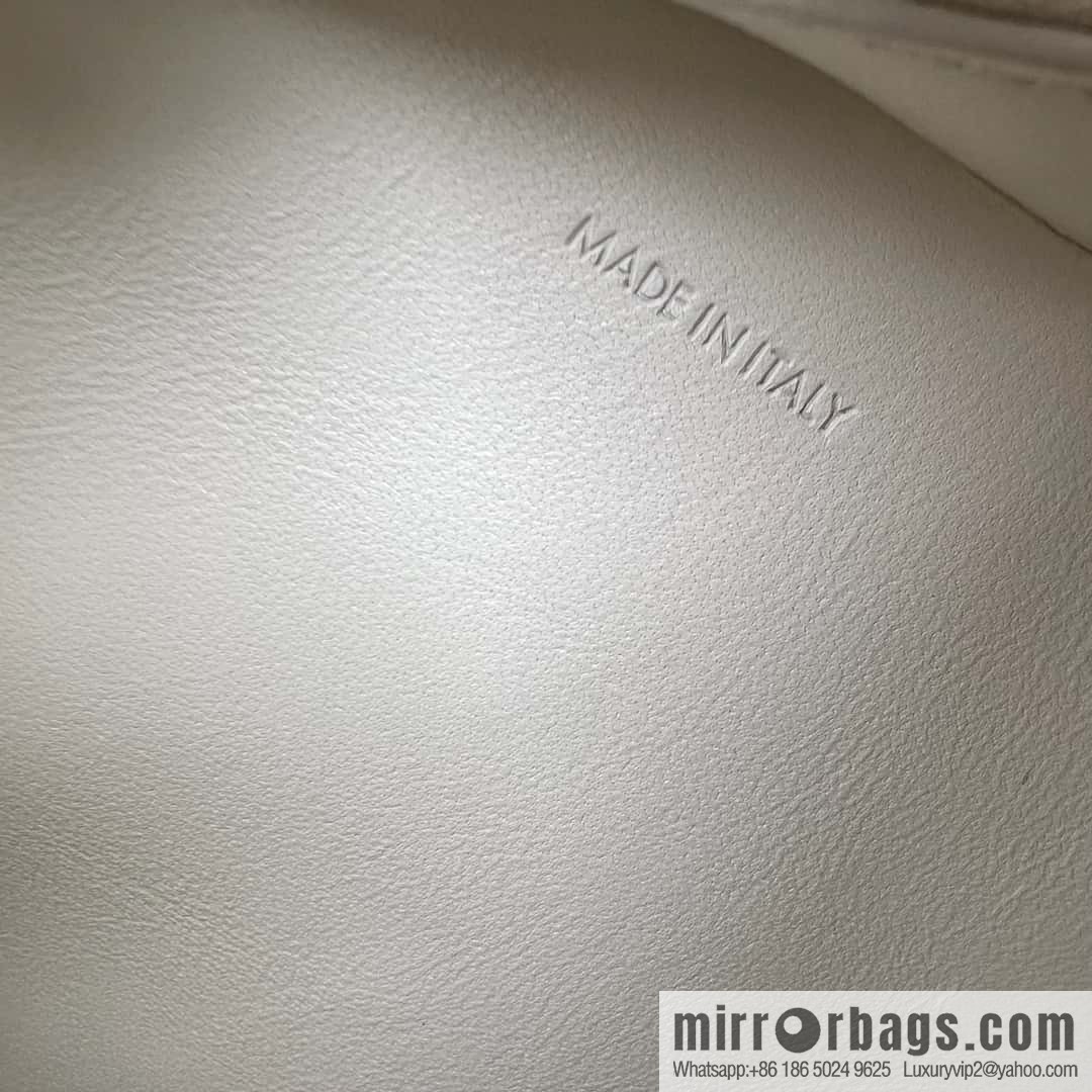 CELINE TILI Medium glossy cow leather (fabric) handbag 115703 white