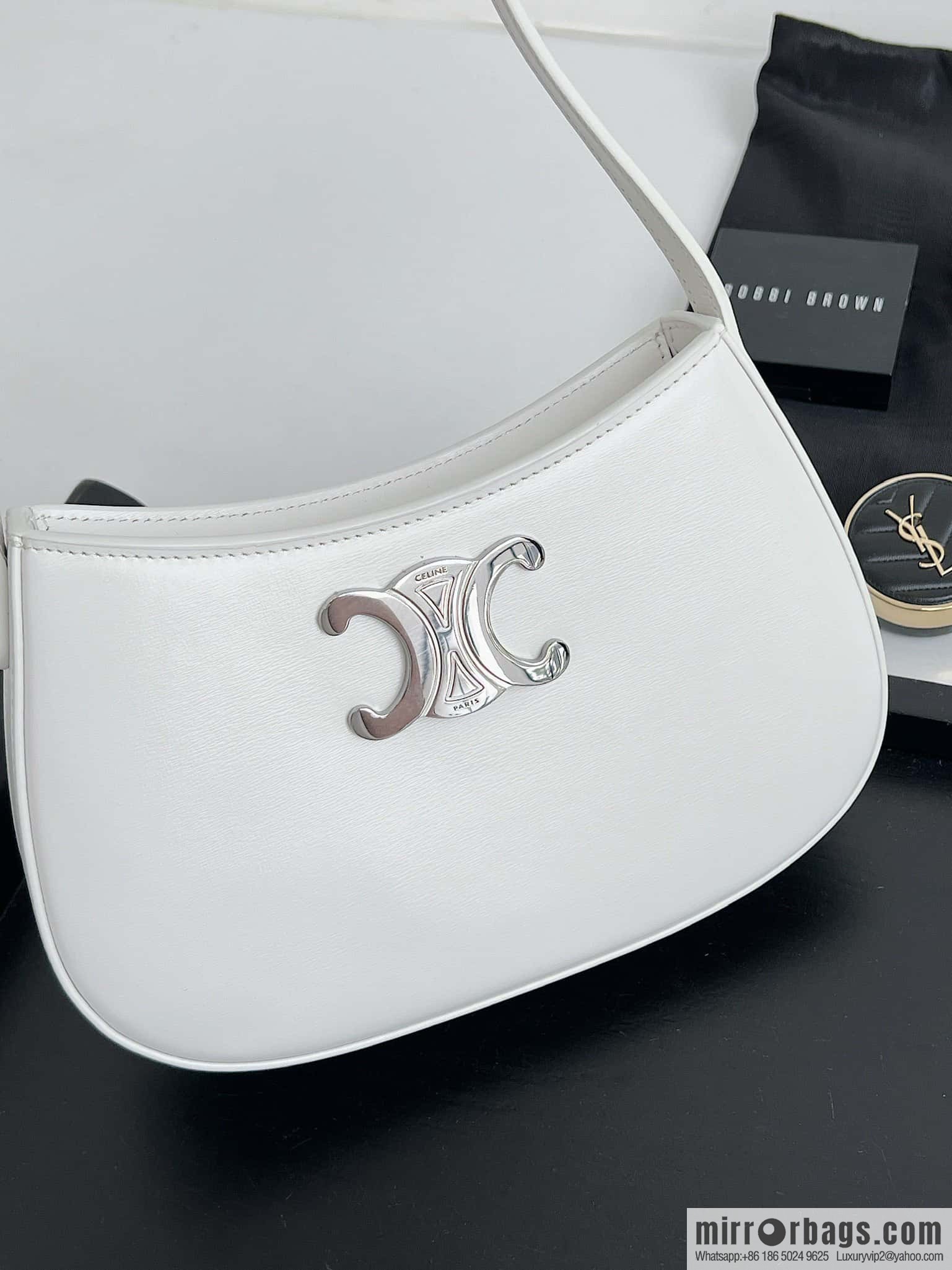 CELINE TILI Medium glossy cow leather (fabric) handbag 115703 white