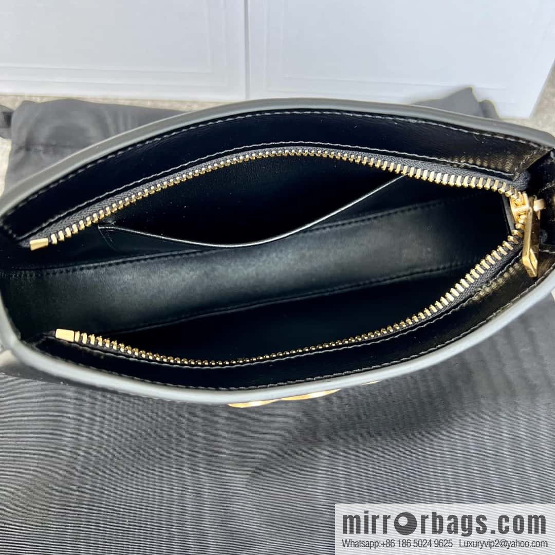 CELINE TILI medium glossy cow leather (fabric) handbag 115703 black