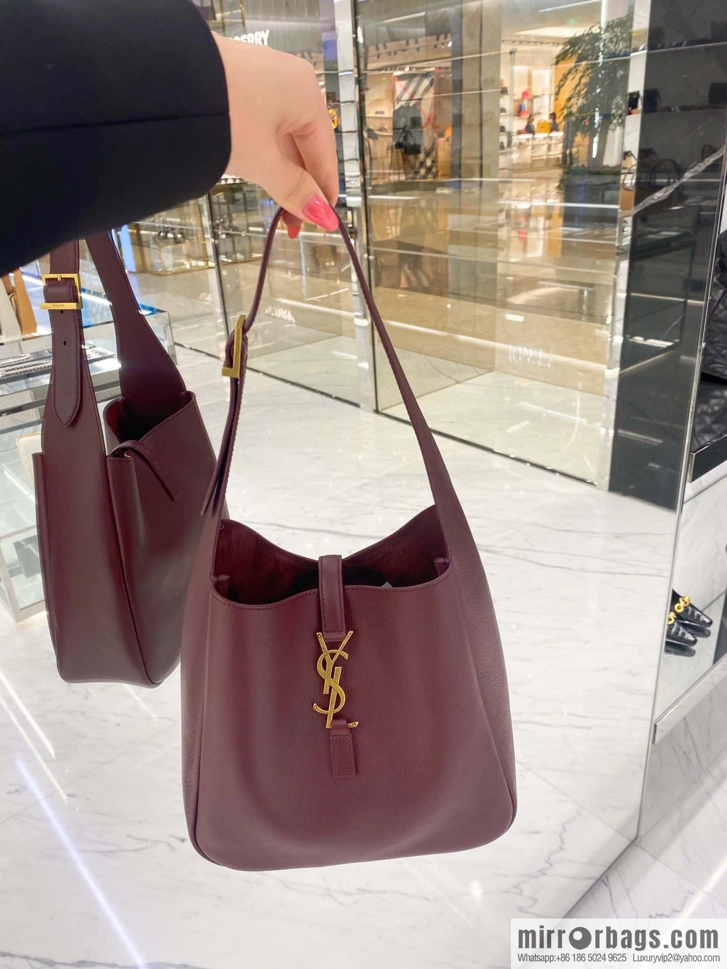YSL 🆕 autumn and winter new Hobo armpit bag 713938 burgundy