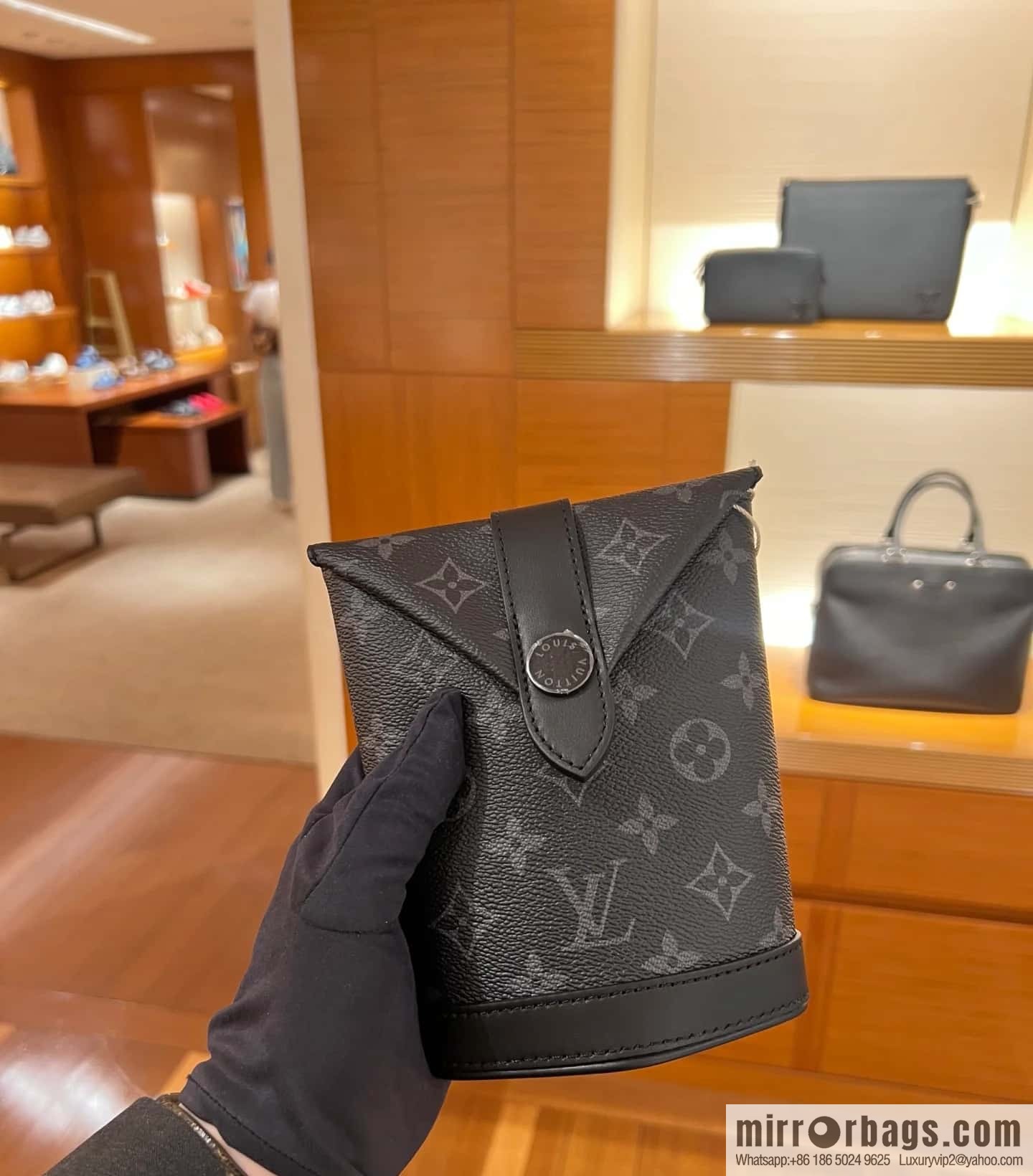[Boutique‑grade] M11613 black flower, men's bag French fry bag series ENVELOPE POUCH French fry bag