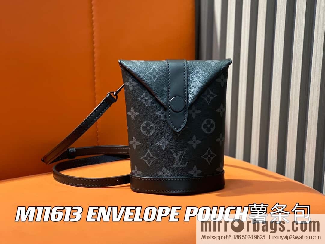 [Boutique‑grade] M11613 black flower, men's bag French fry bag series ENVELOPE POUCH French fry bag