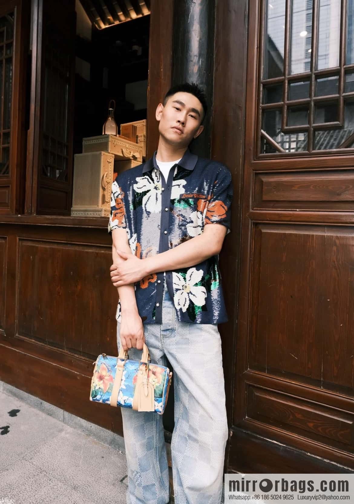 M24999 printed surfing, men's bag pillow bag speedy series Keepall Bandoulière 25 Keepall travel bag