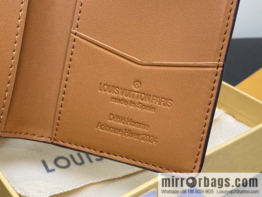 [Premium‑quality] M11631 monogram printed card holder wallet series, faded flower, pocket wallet