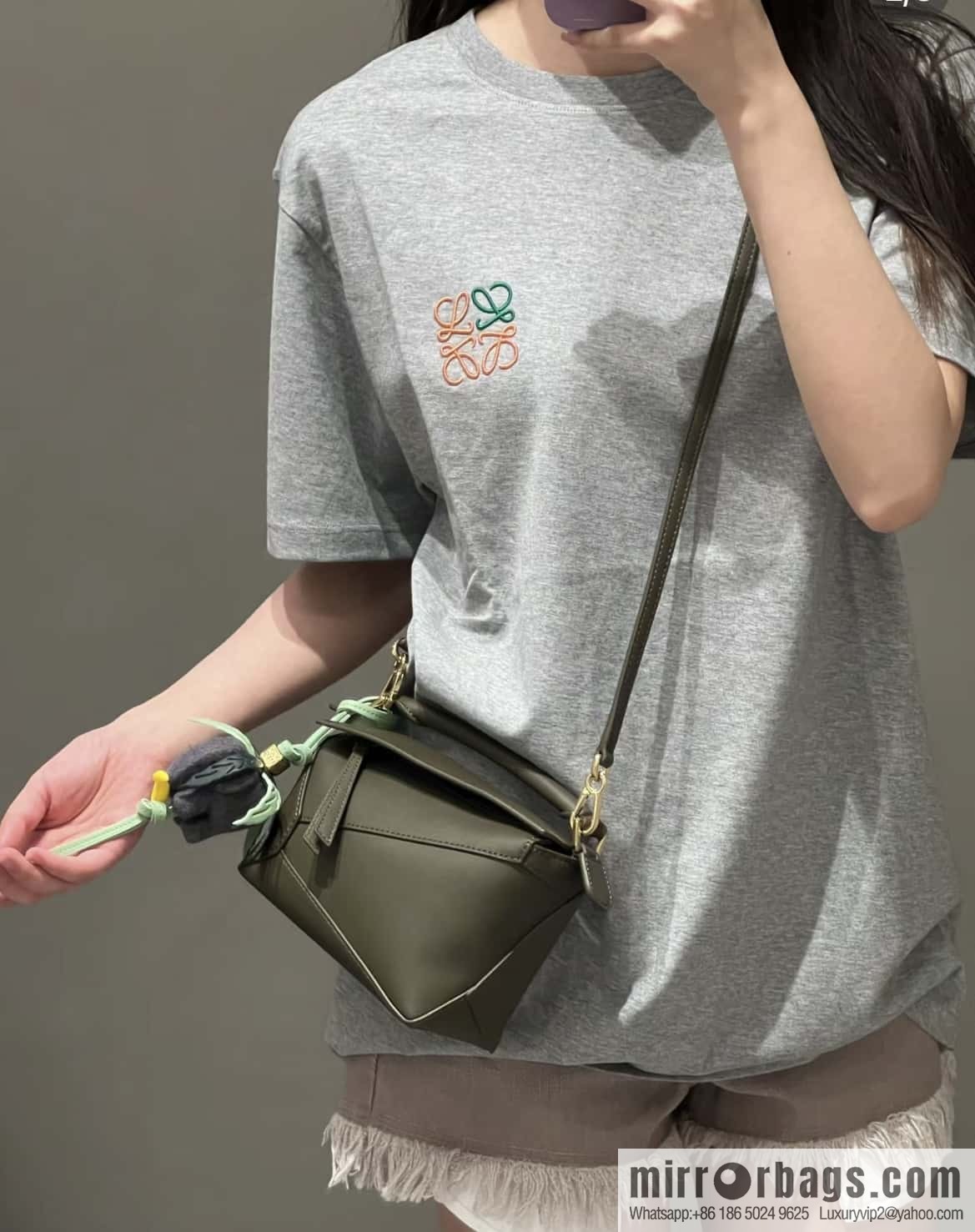 LOEWE new practice mini shoulder strap adjustable puzzle geometric pack 0680 khaki green 18CM
