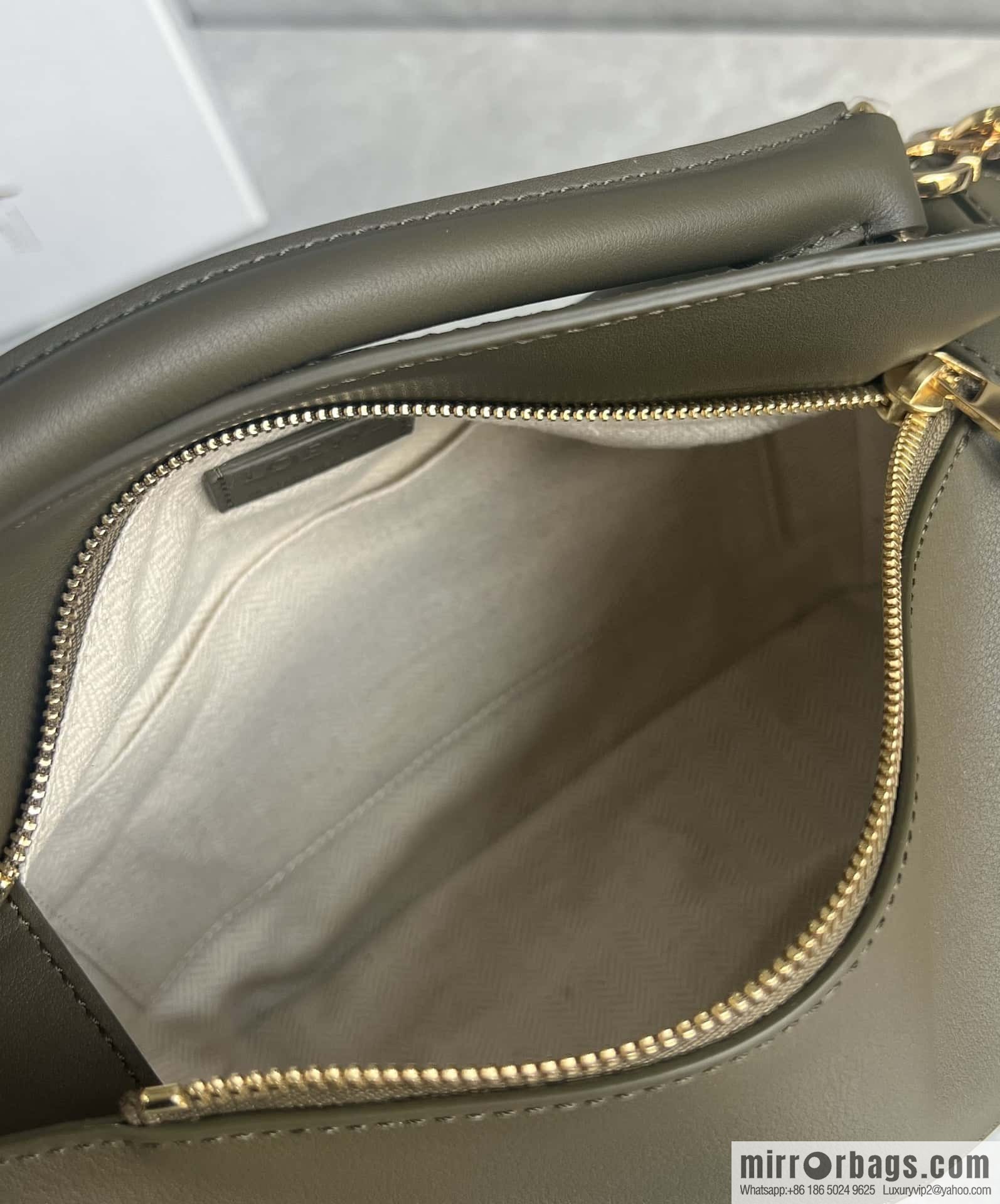 LOEWE new practice mini shoulder strap adjustable puzzle geometric pack 0681 khaki green 24CM