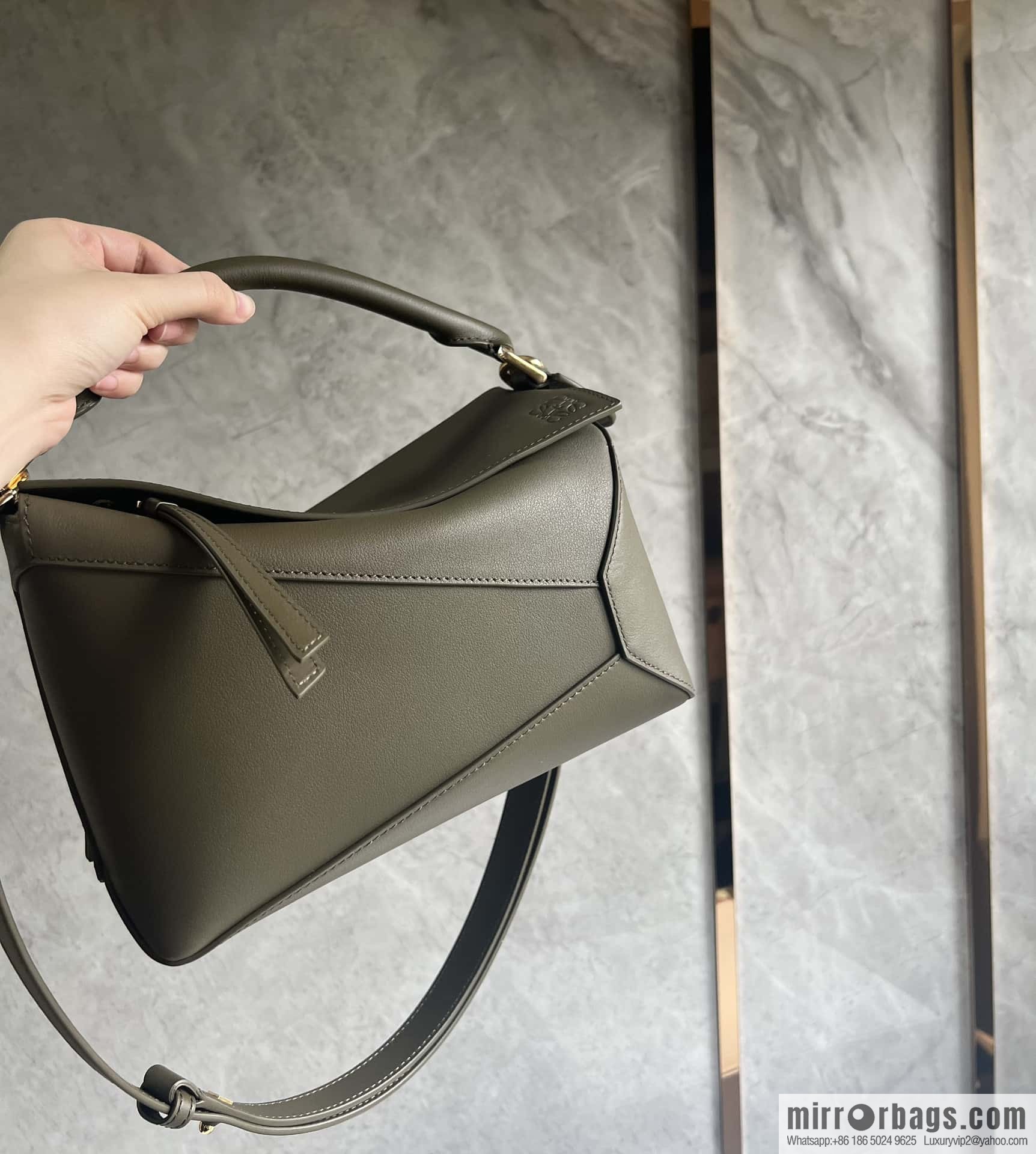 LOEWE new practice mini shoulder strap adjustable puzzle geometric pack 0681 khaki green 24CM
