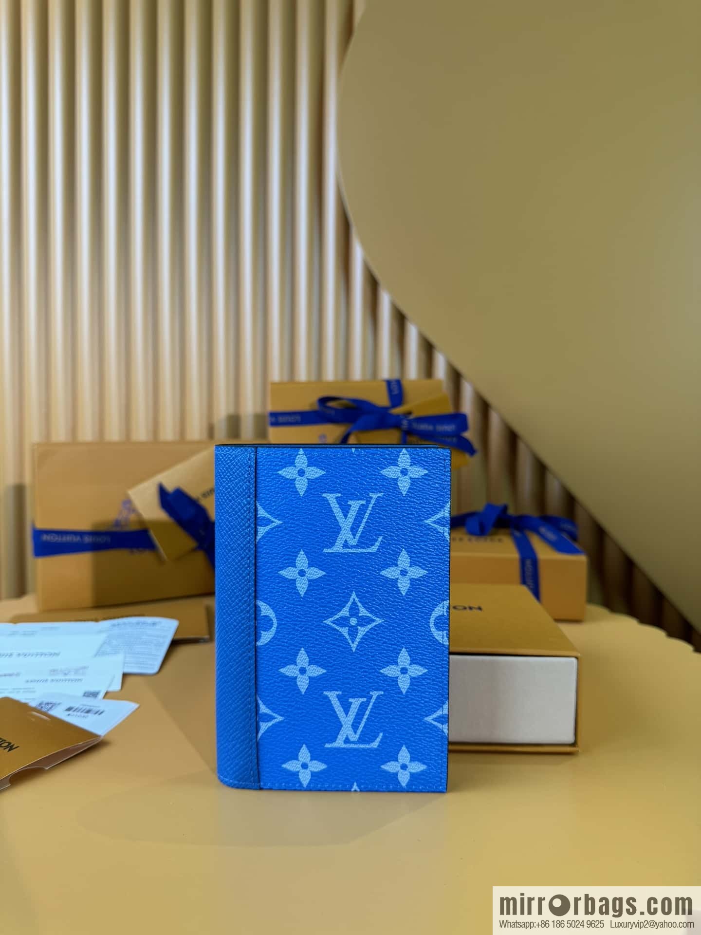 LV Passport Cover M31030 Premium
