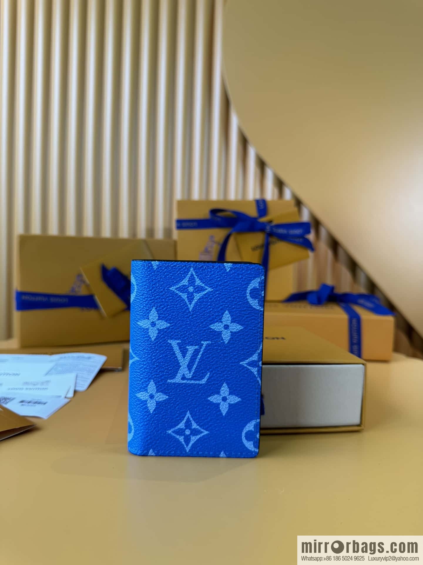 LV Pocket Wallet M83095 Premium