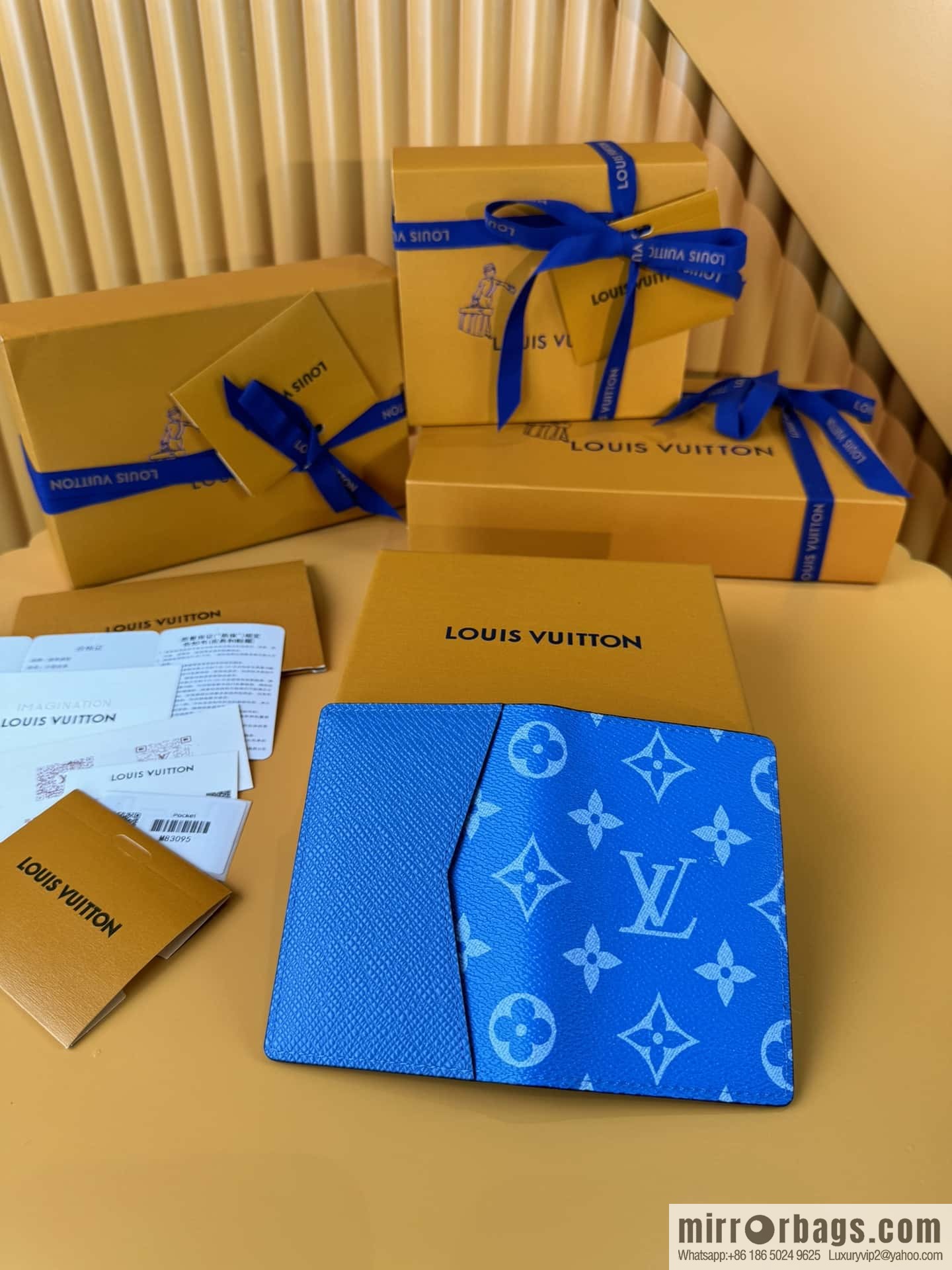 LV Pocket Wallet M83095 Premium