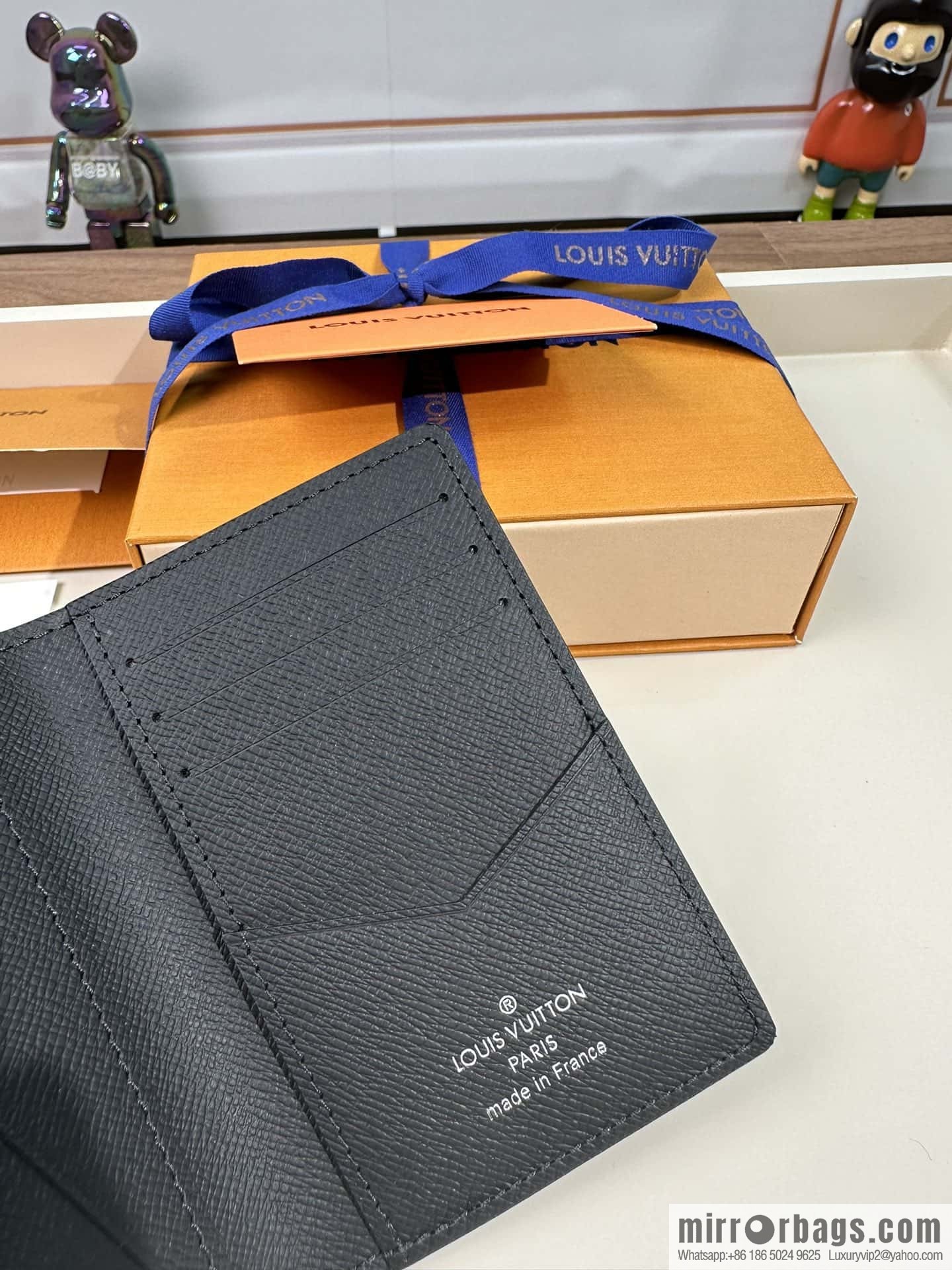 LV Pocket Wallet M61696 Premium