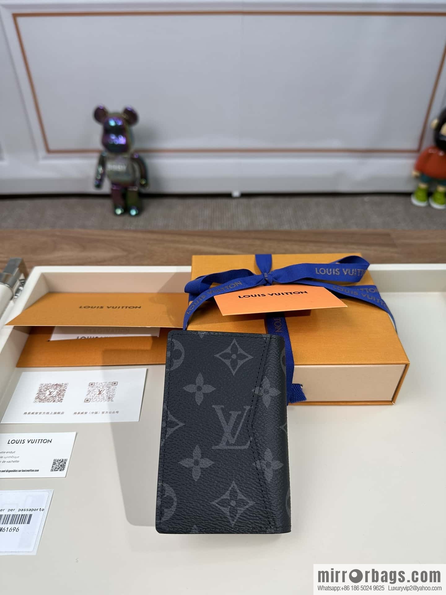 LV Pocket Wallet M61696 Premium