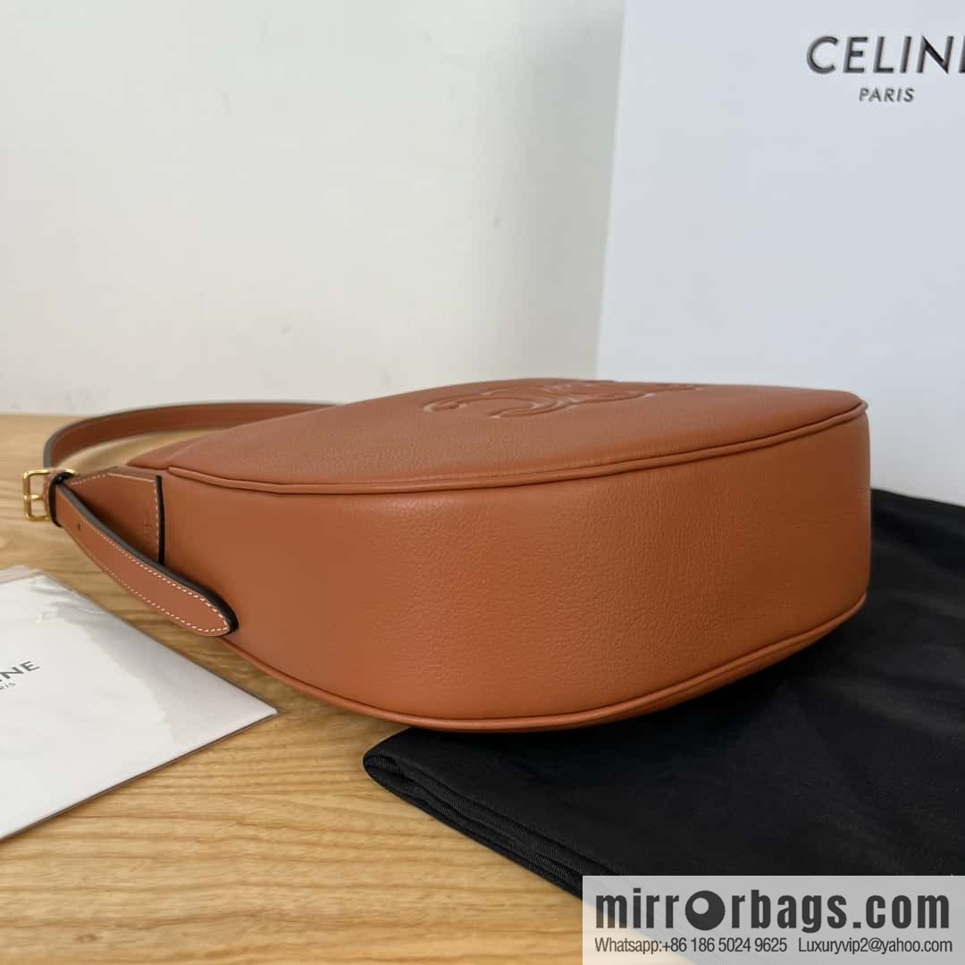 CELINE S HELOISE TRIOMPHE soft cow leather (fabric) handbag 117253 brown