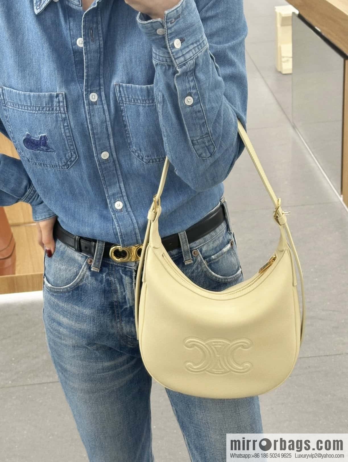 CELINE S HELOISE TRIOMPHE Soft cow leather (fabric) handbag 117253 Milk white