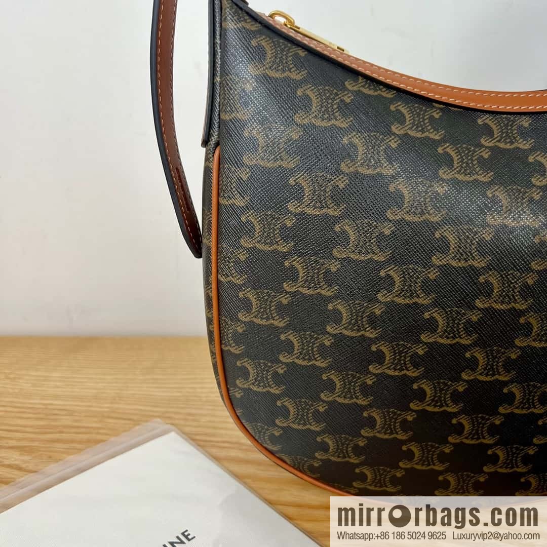 CELINE S HELOISE TRIOMPHE logo printed cow leather (fabric) handbag 117252 monogram
