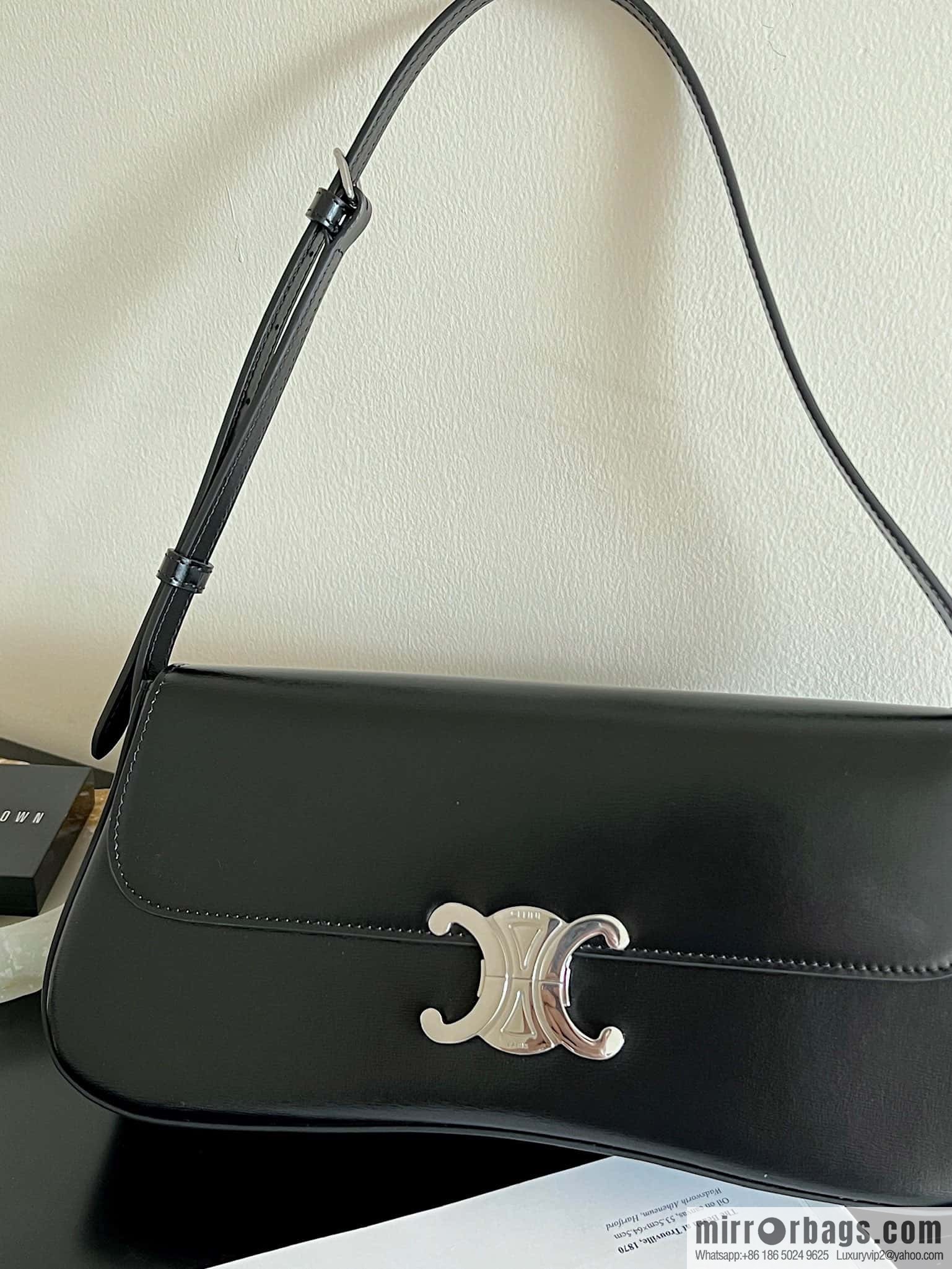 CELINE LOLA medium glossy cow leather (fabric) handbag 115533 black